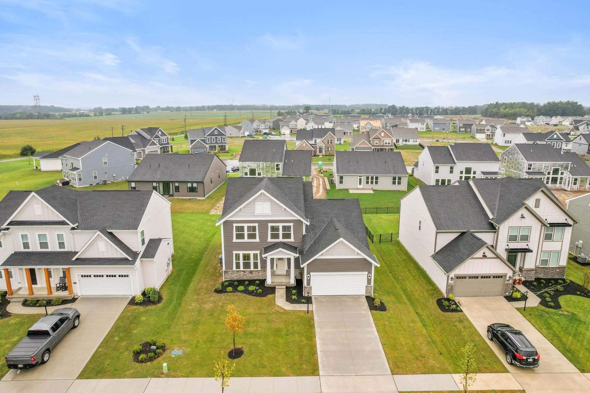 04-Aerial Front Elevated