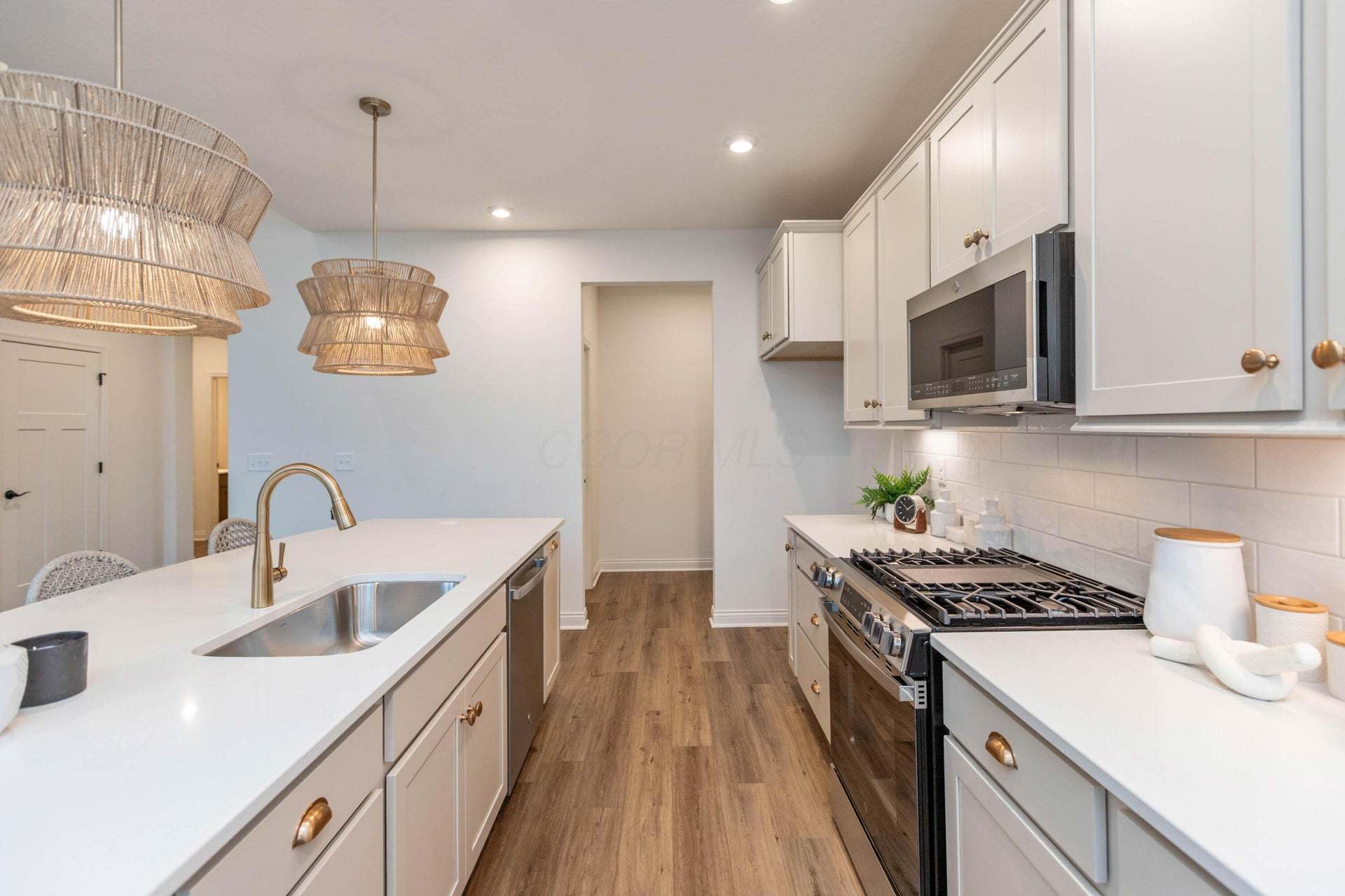 09-Kitchen