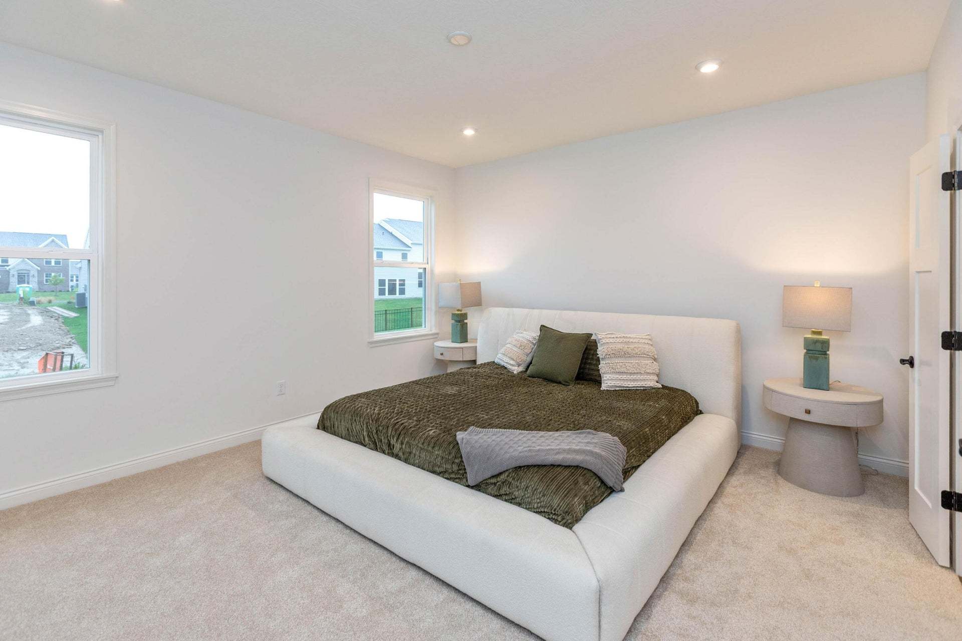 21-Primary Bedroom