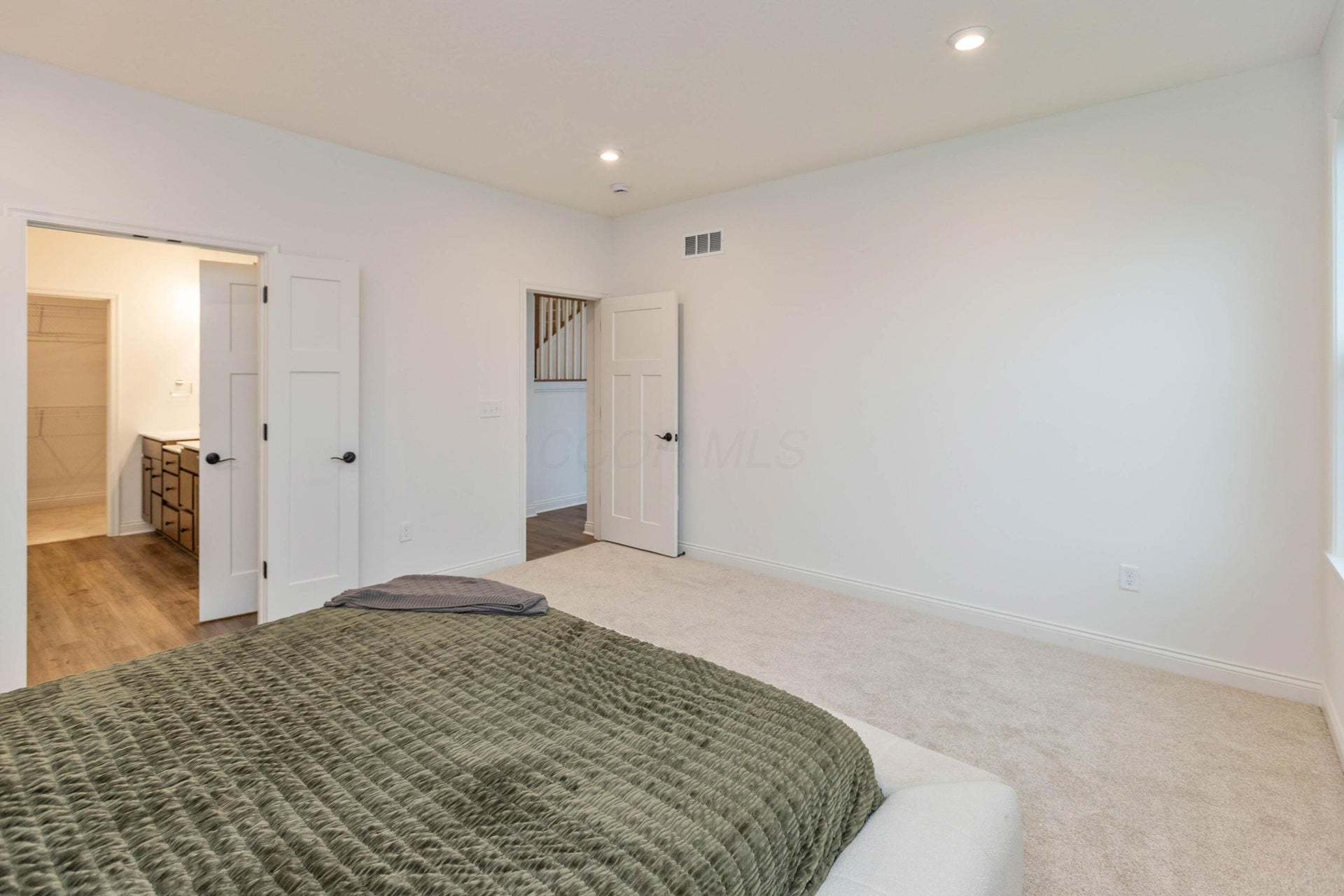 22-Primary Bedroom