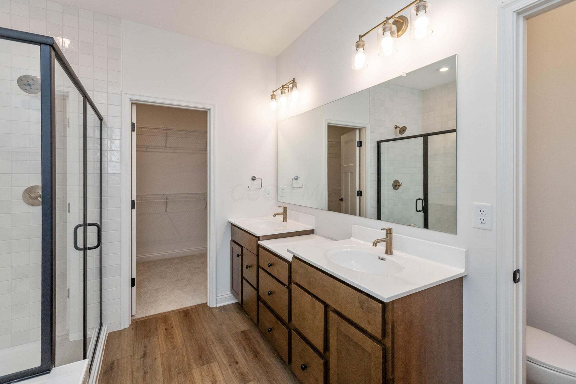 23-Primary Bath