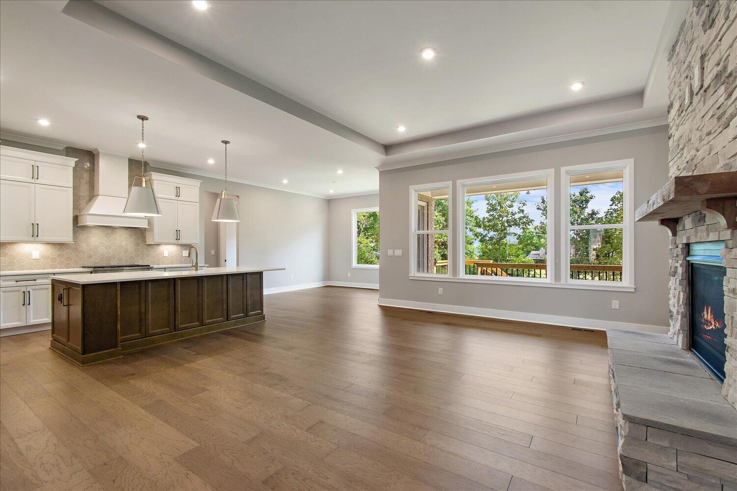 10-Living Room