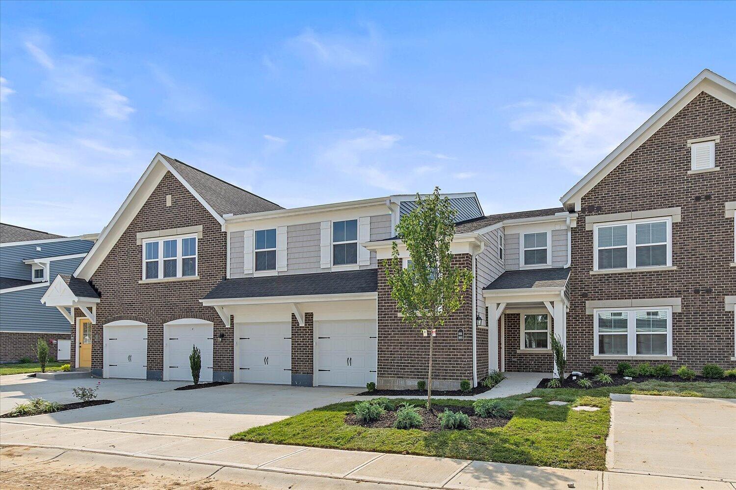Wexner - C - Crossings at Walton Square: Walton, Ohio - Fischer Homes 