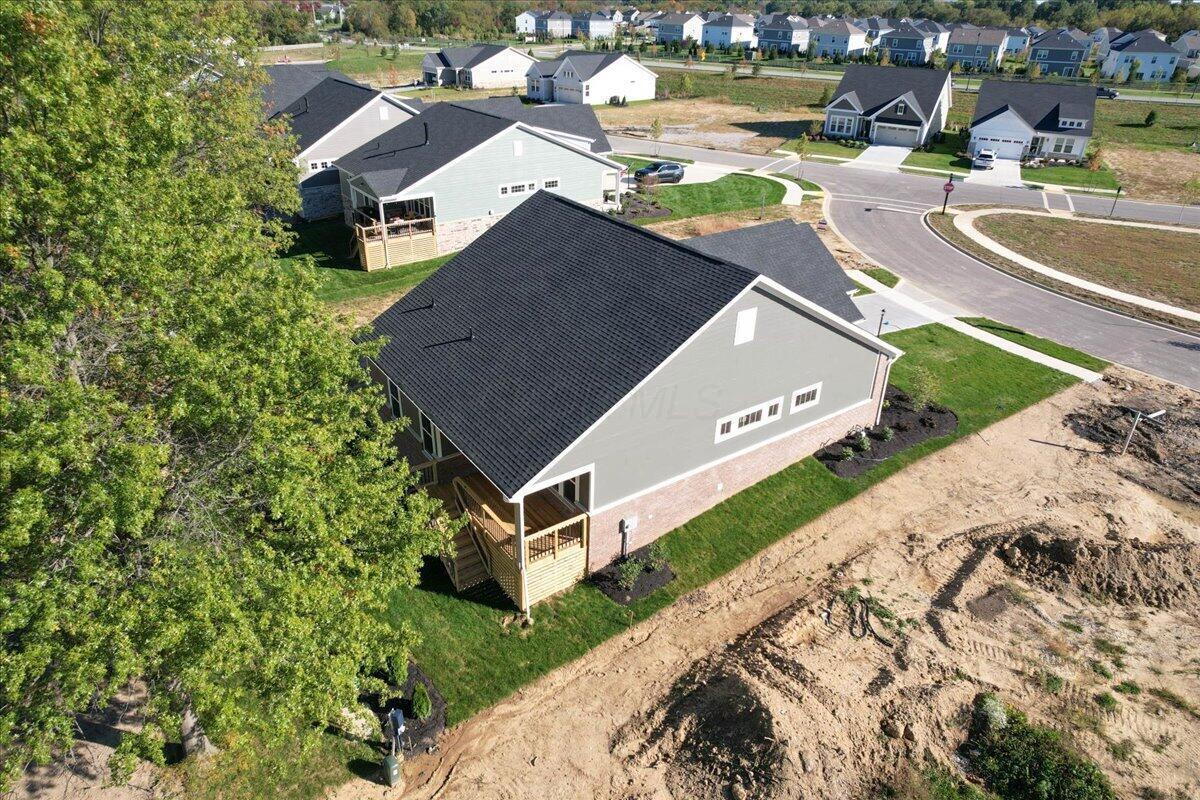 35-Aerial Back Elevated