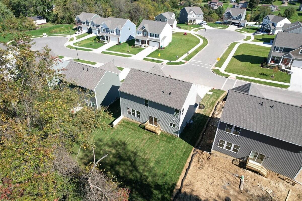 37-Aerial Back Elevated