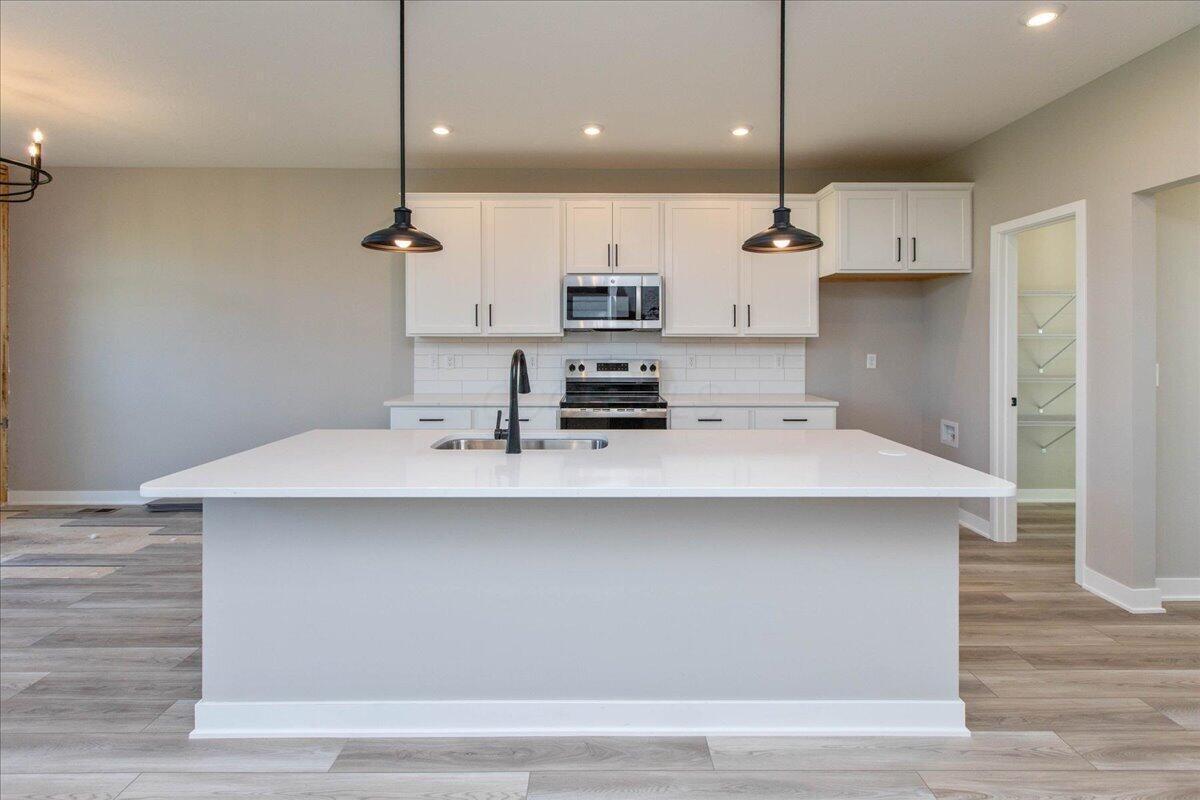 06-Kitchen