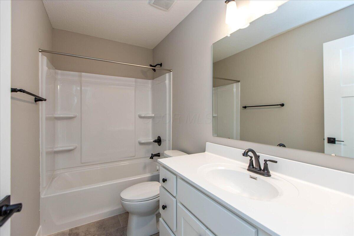 31-Hall Bath