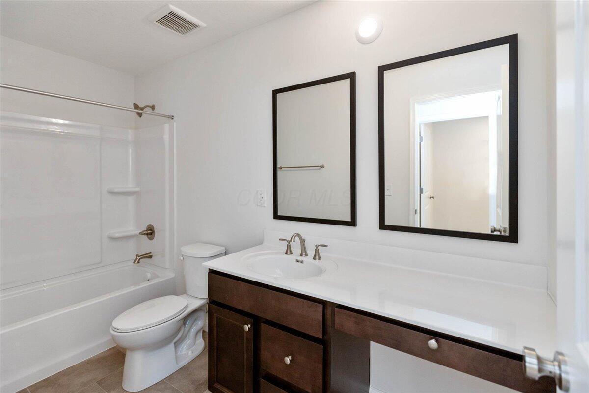 30-Hall Bath