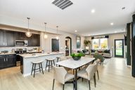 Harvest Point por Fischer Homes en Louisville Kentucky