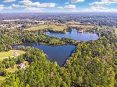 Savannah Lakes por Fischer Homes en Atlanta Georgia