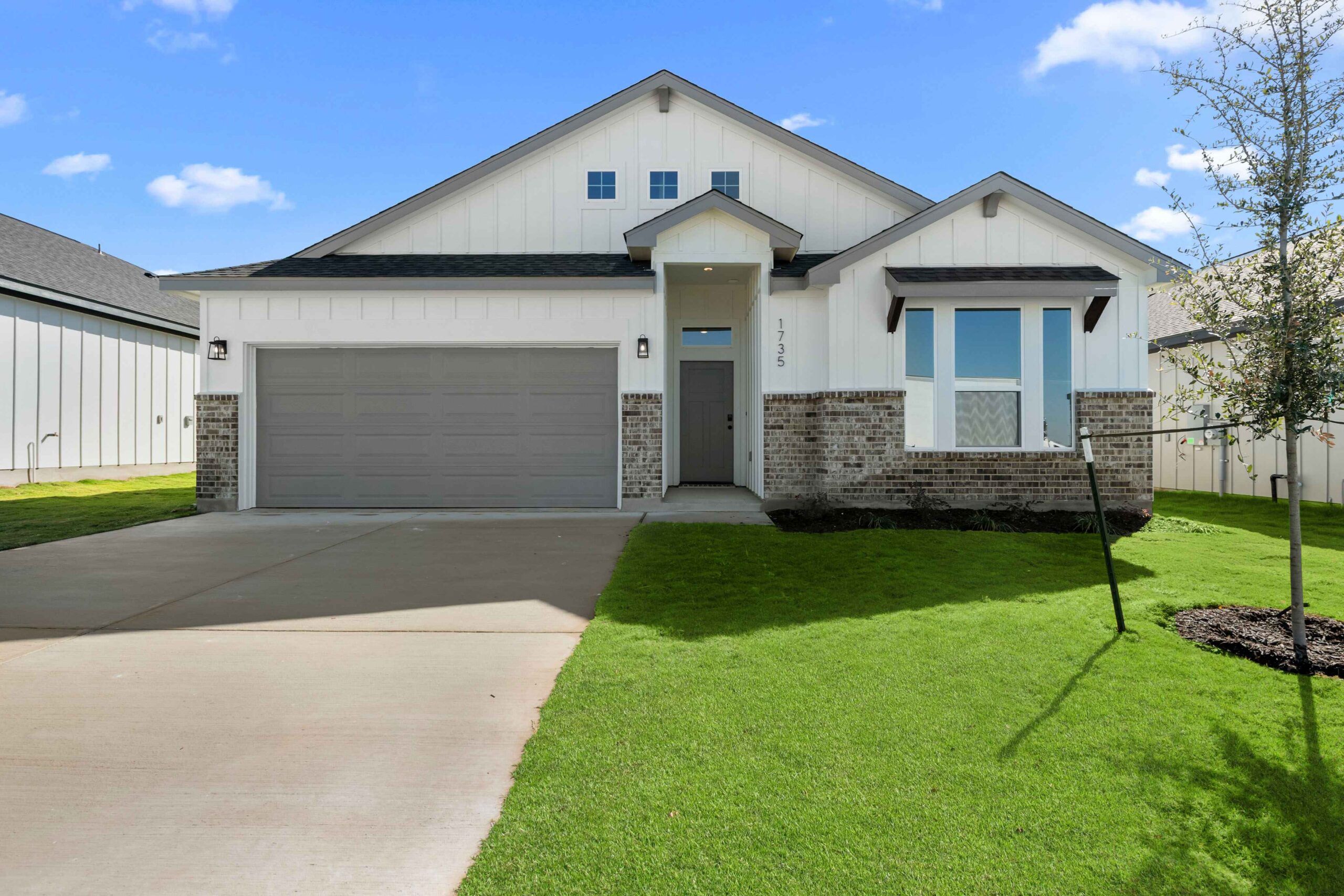 1735 Bear Grass Ridge Road (Blanco)