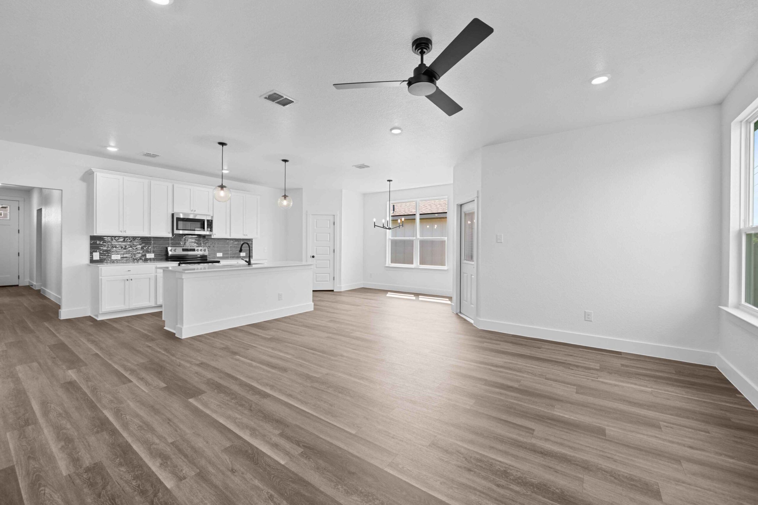 1205 Peppermint Drive (Lampasas)