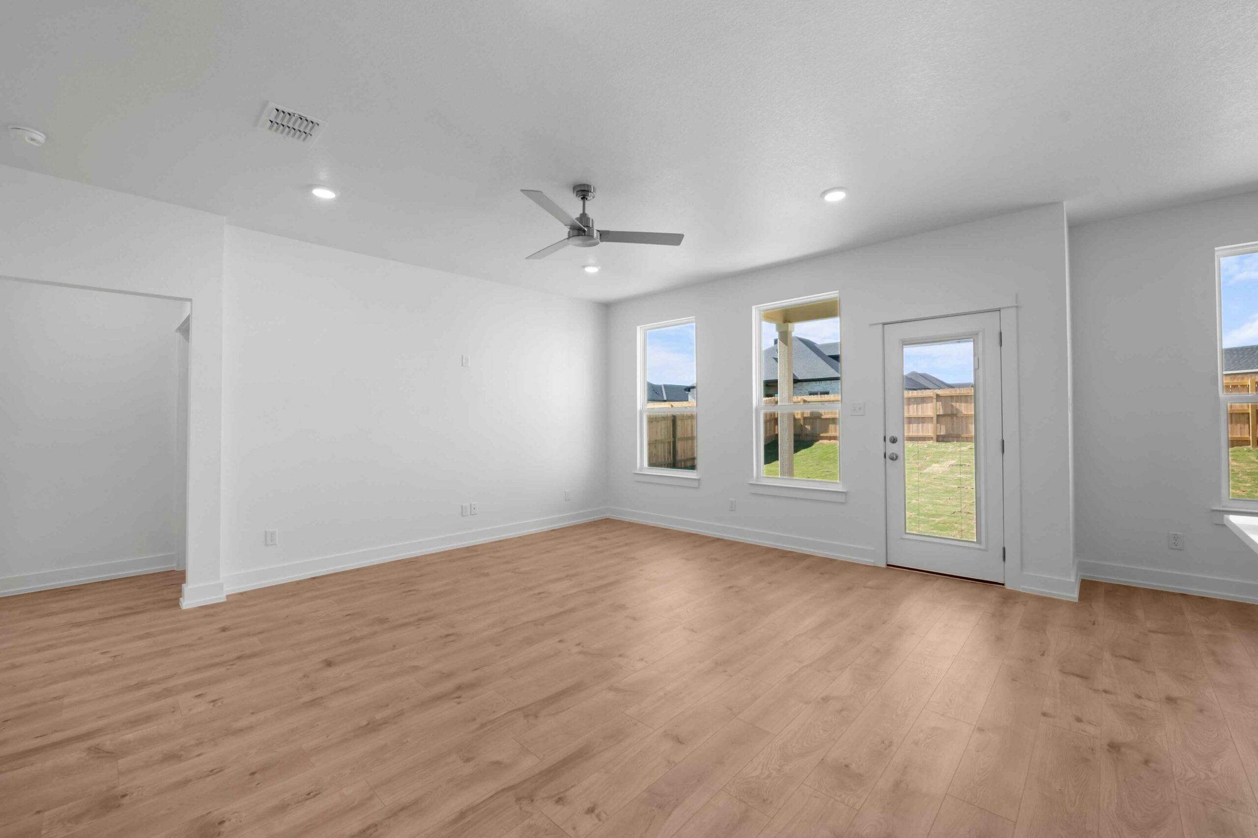 2222 Healy Drive (Blanco)