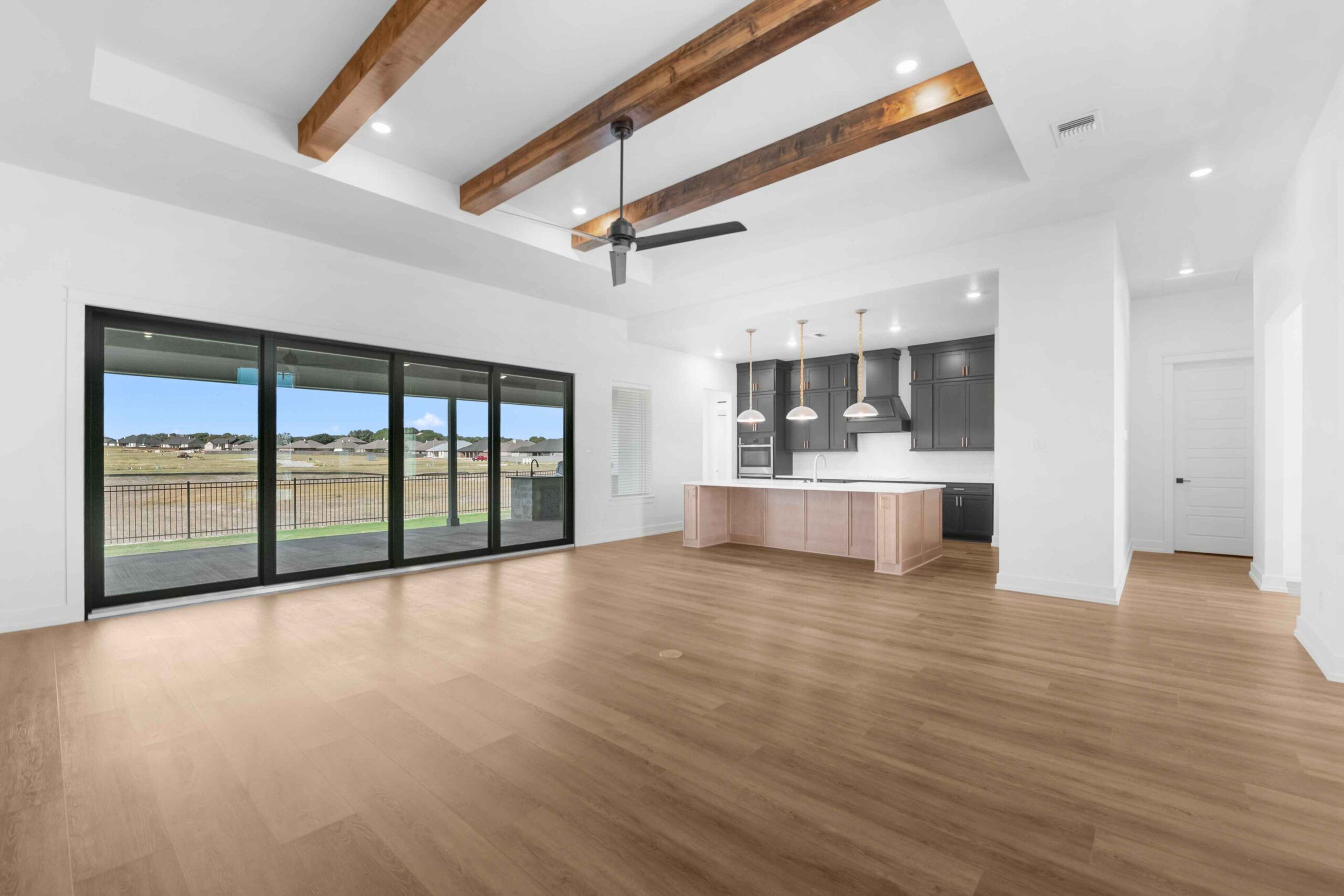 2022 Gray Fox Drive (Frio)