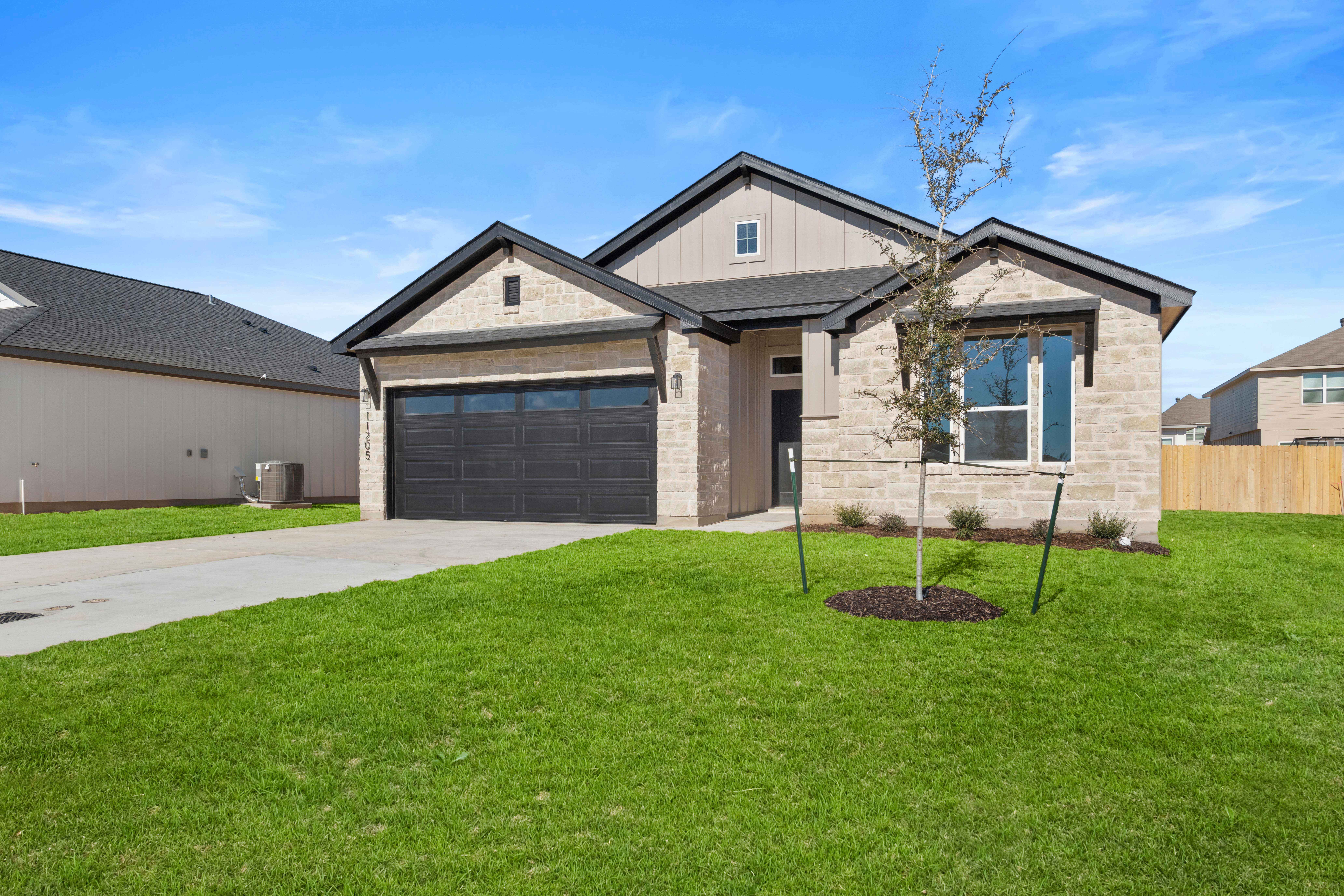 11205 Patera St (Medina)