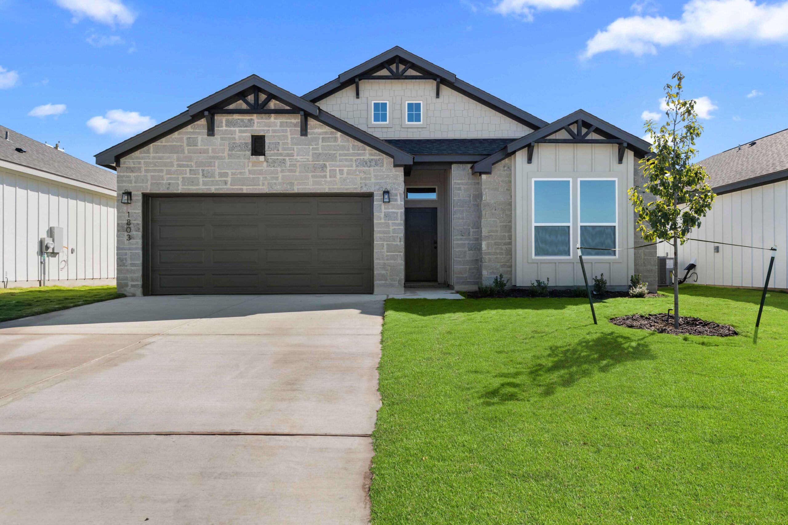 1803 Bear Grass Ridge Road (Medina)