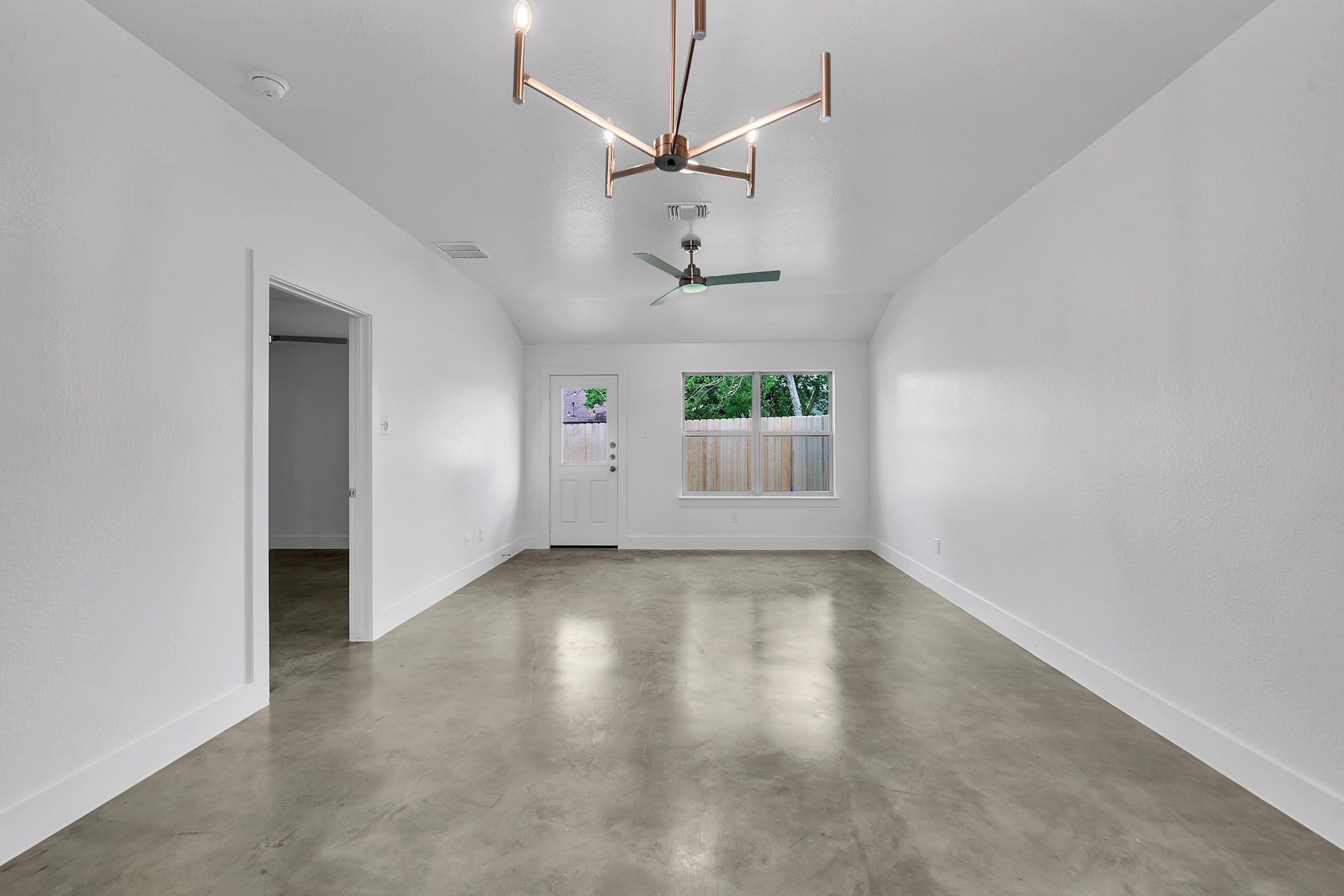 1217 College Ave (Nolan at College Park)