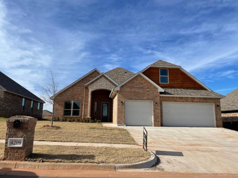 casa en Florida Construction por Florida Construction