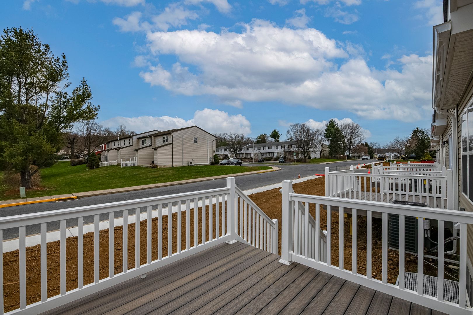 200 Lucille Way (Addison)