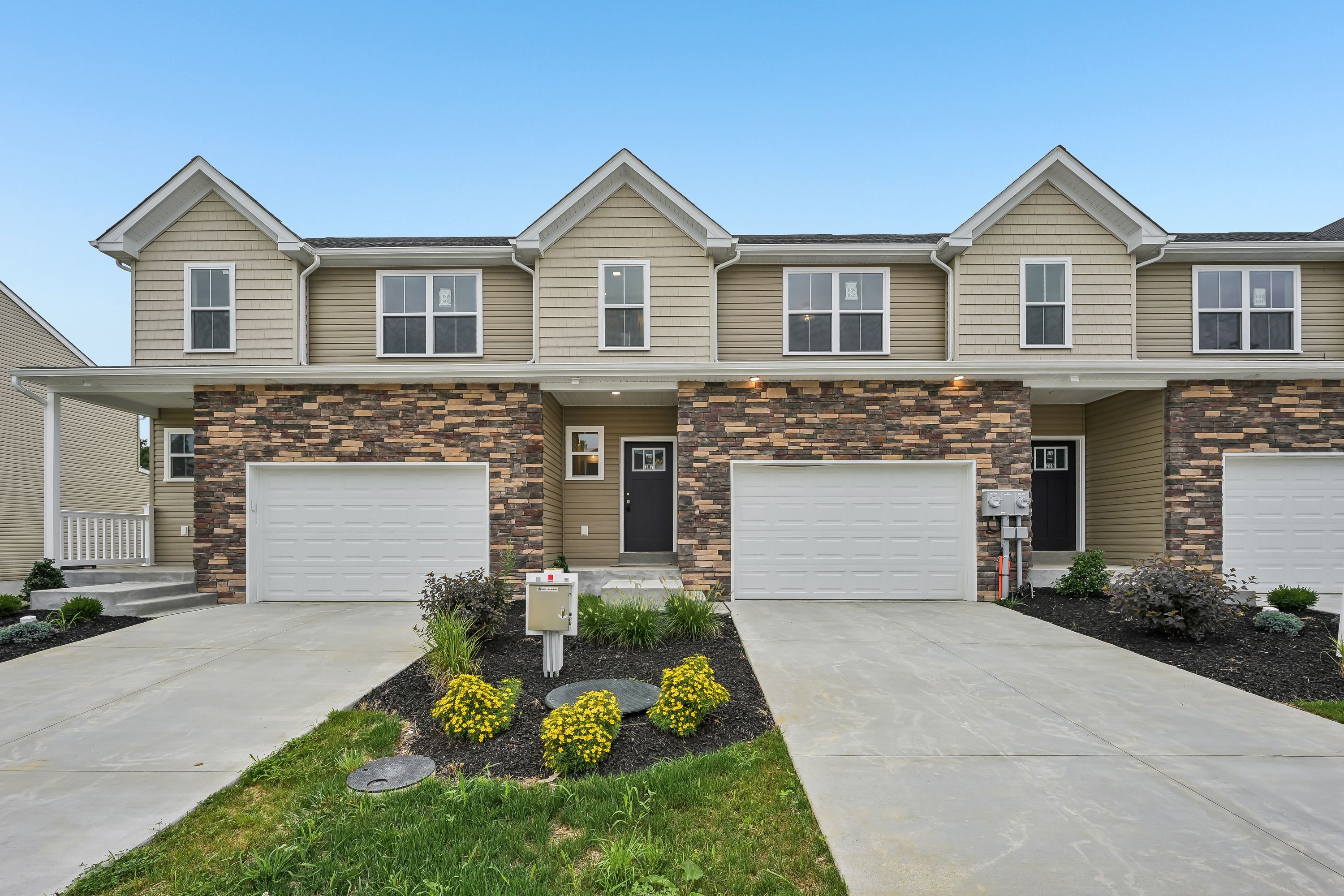 206 Lucille Way (Addison)
