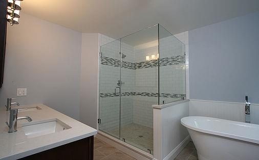 casa en Four7 Construction por Four7 Construction