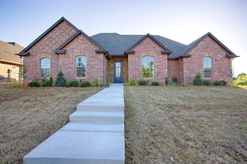 Oak Tree por French Construction Co en Oklahoma City Oklahoma