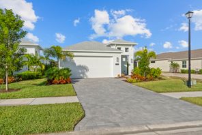 2184 Falls Manor (Mirador)