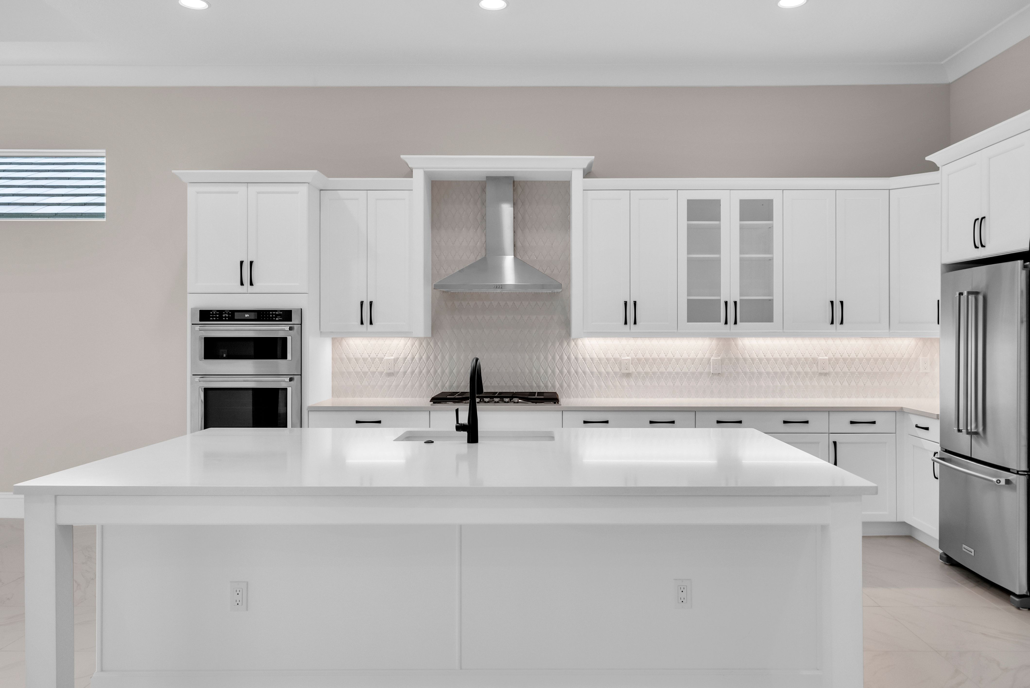 Kitchen | 4237 Lucaya Pointe Way