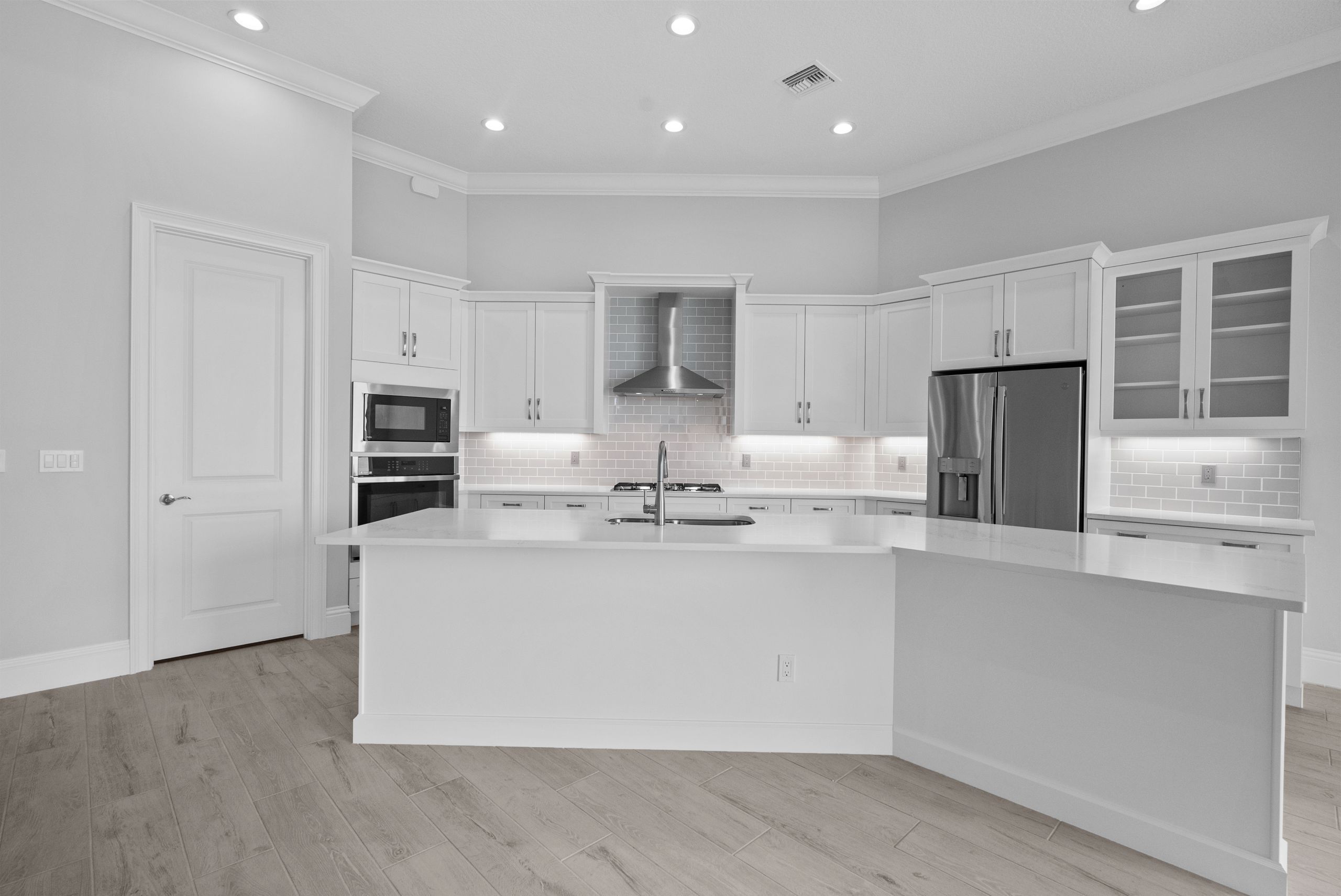 Kitchen I Sage Grande Inventory shown for reference