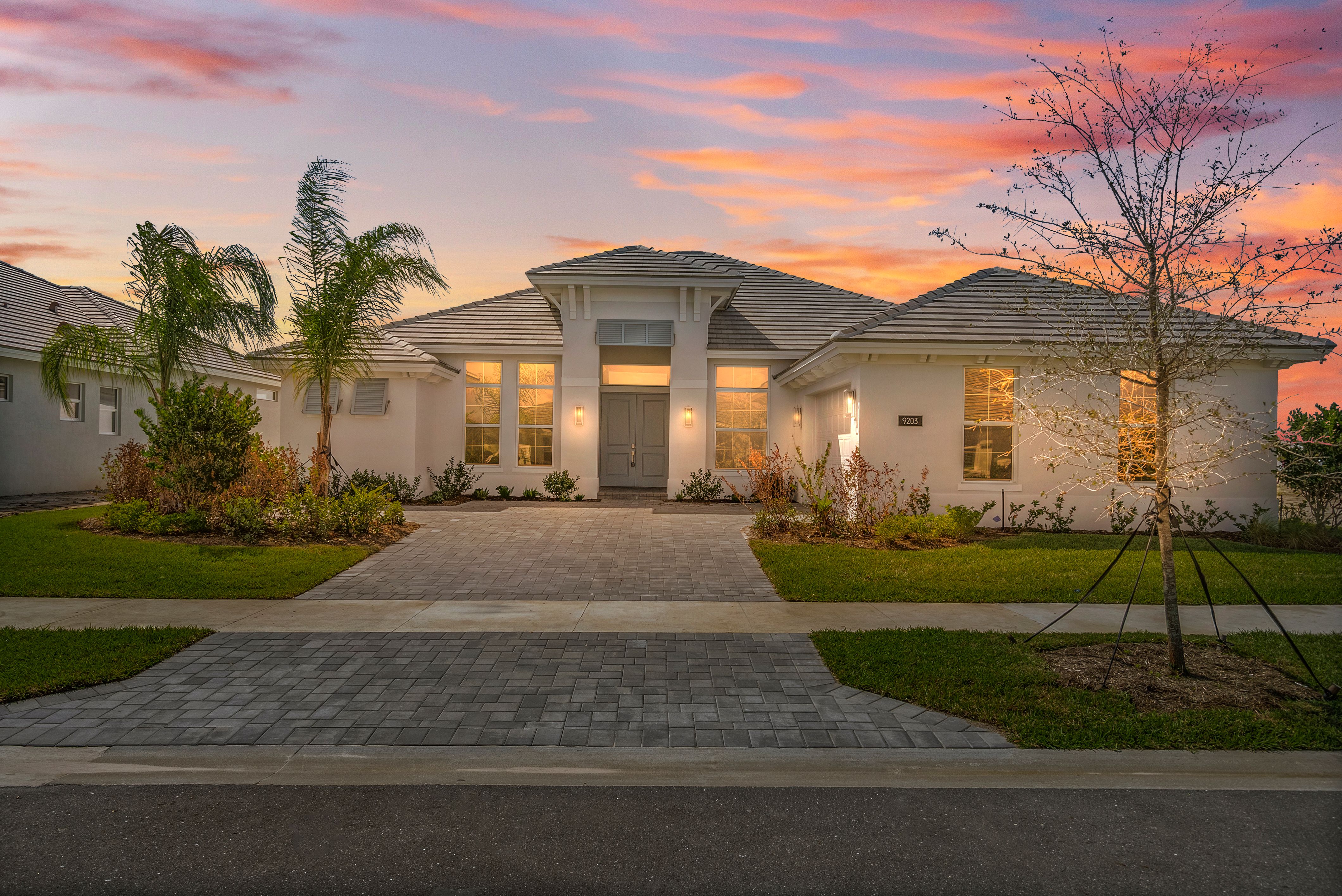 9203 SW Pinnacle Place (Willow Signature)