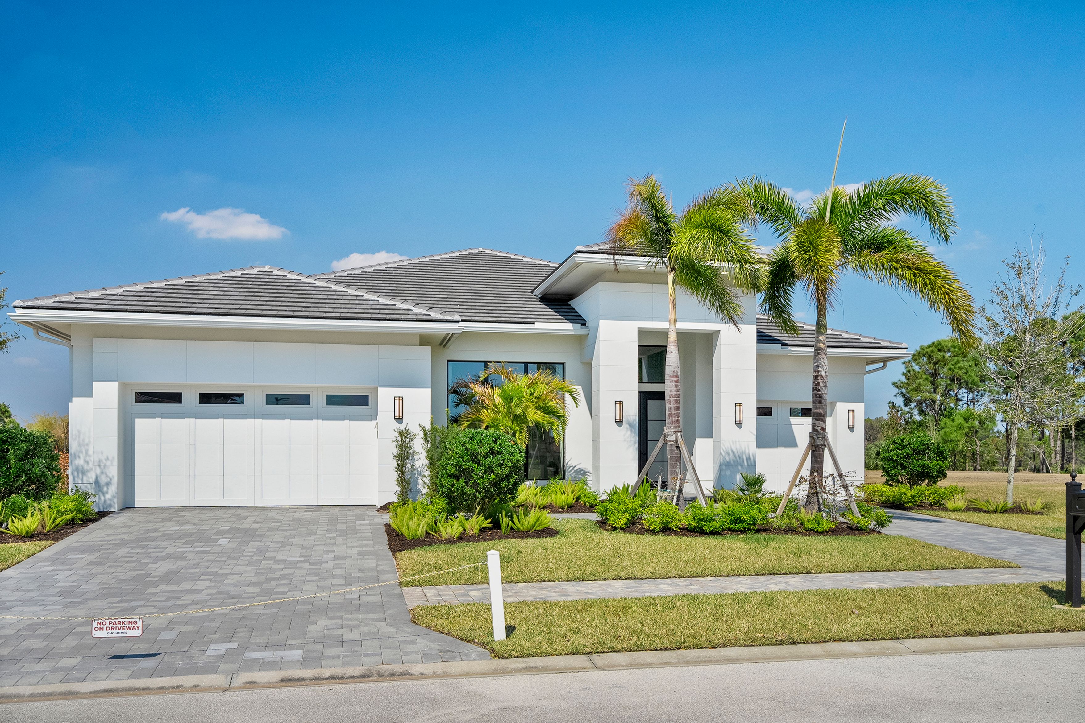 Front Elevation | 170 SE Rio Angelica