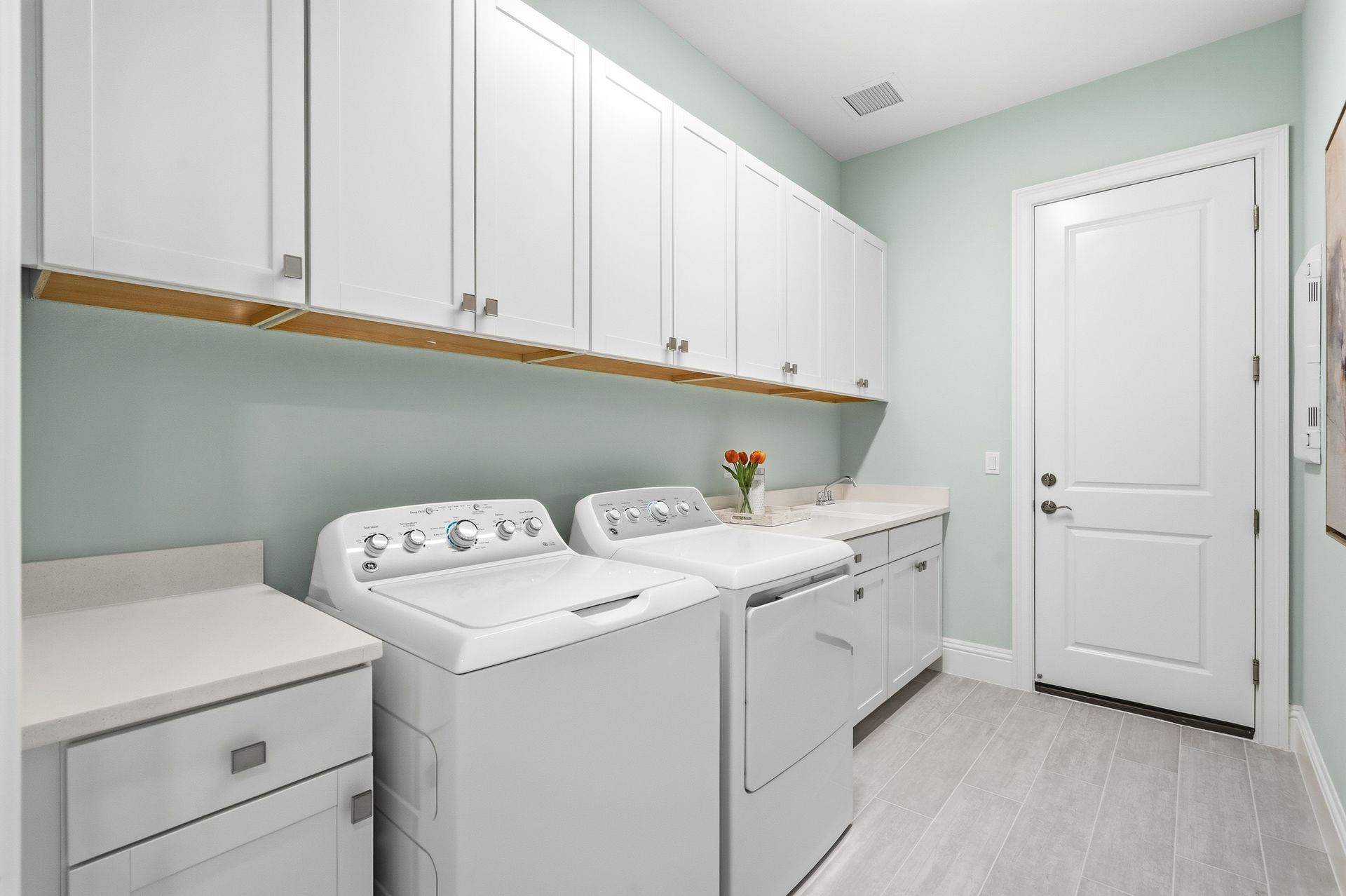 Belterra- Callie Model-Laundry Room