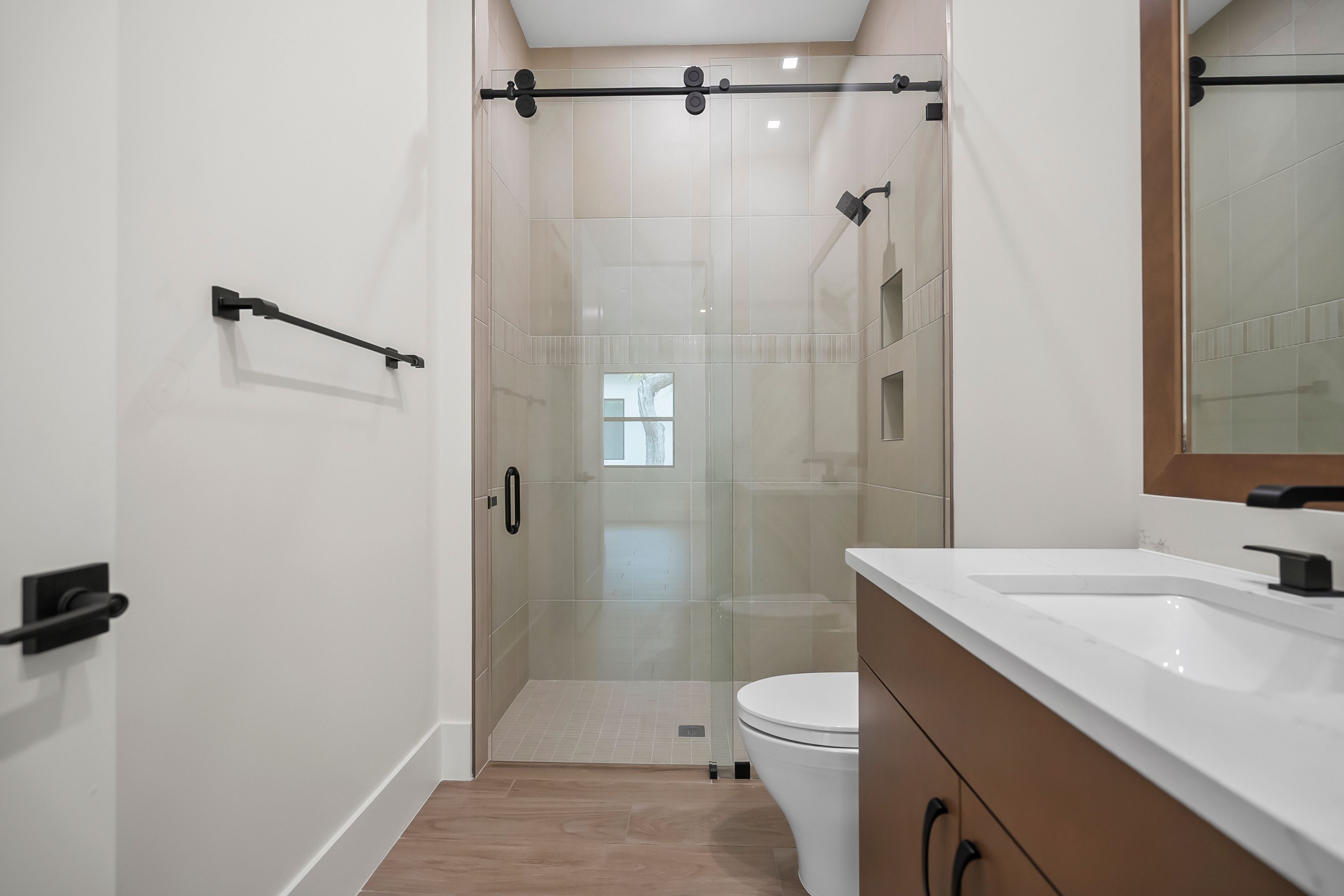 Bath 2 | 9160 Seaglass Ct