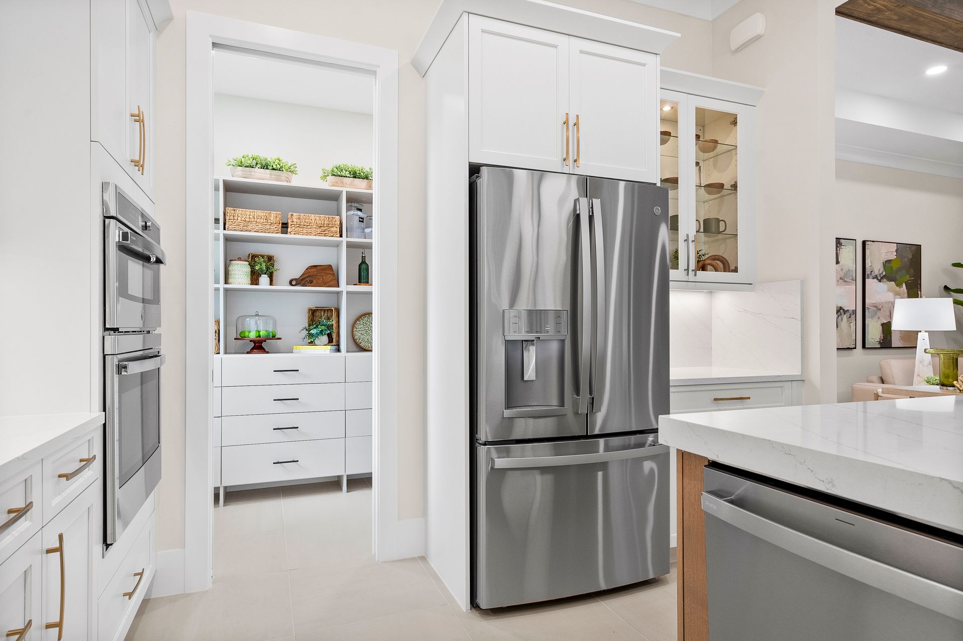 Kitchen | Irvine Grande
