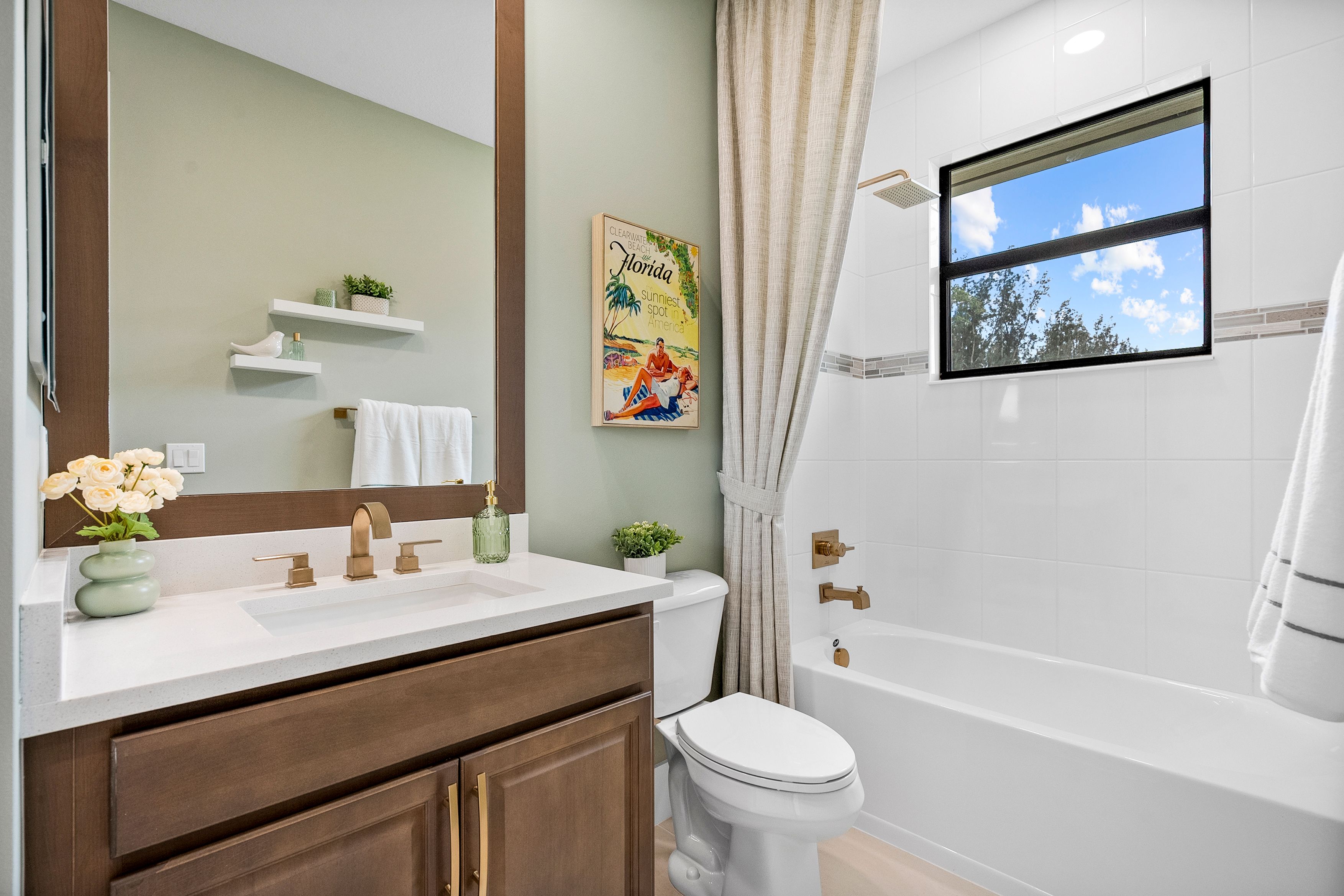 Bath 3 | Irvine Grande
