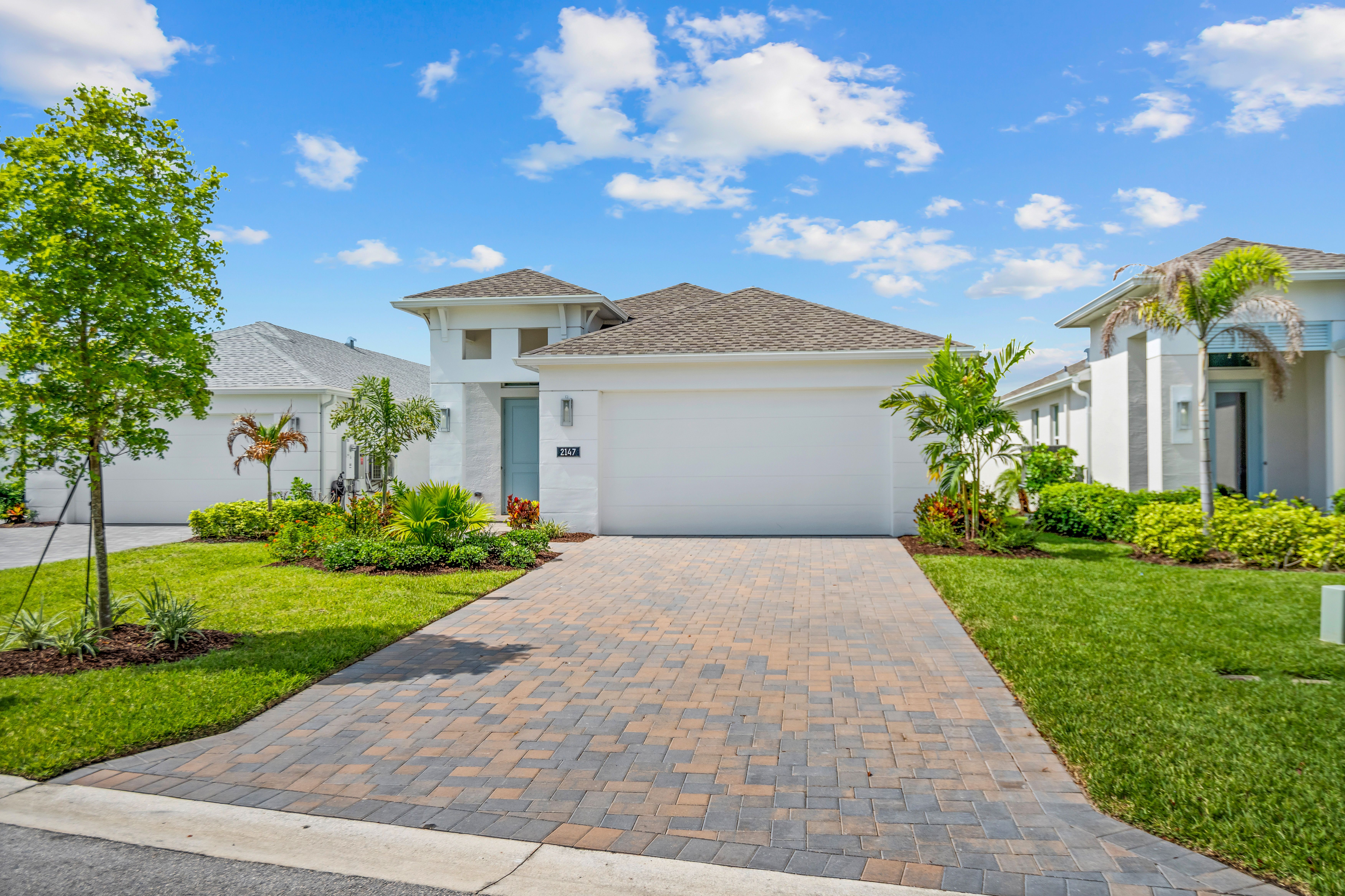 Front Elevation | 2147 Falls Manor