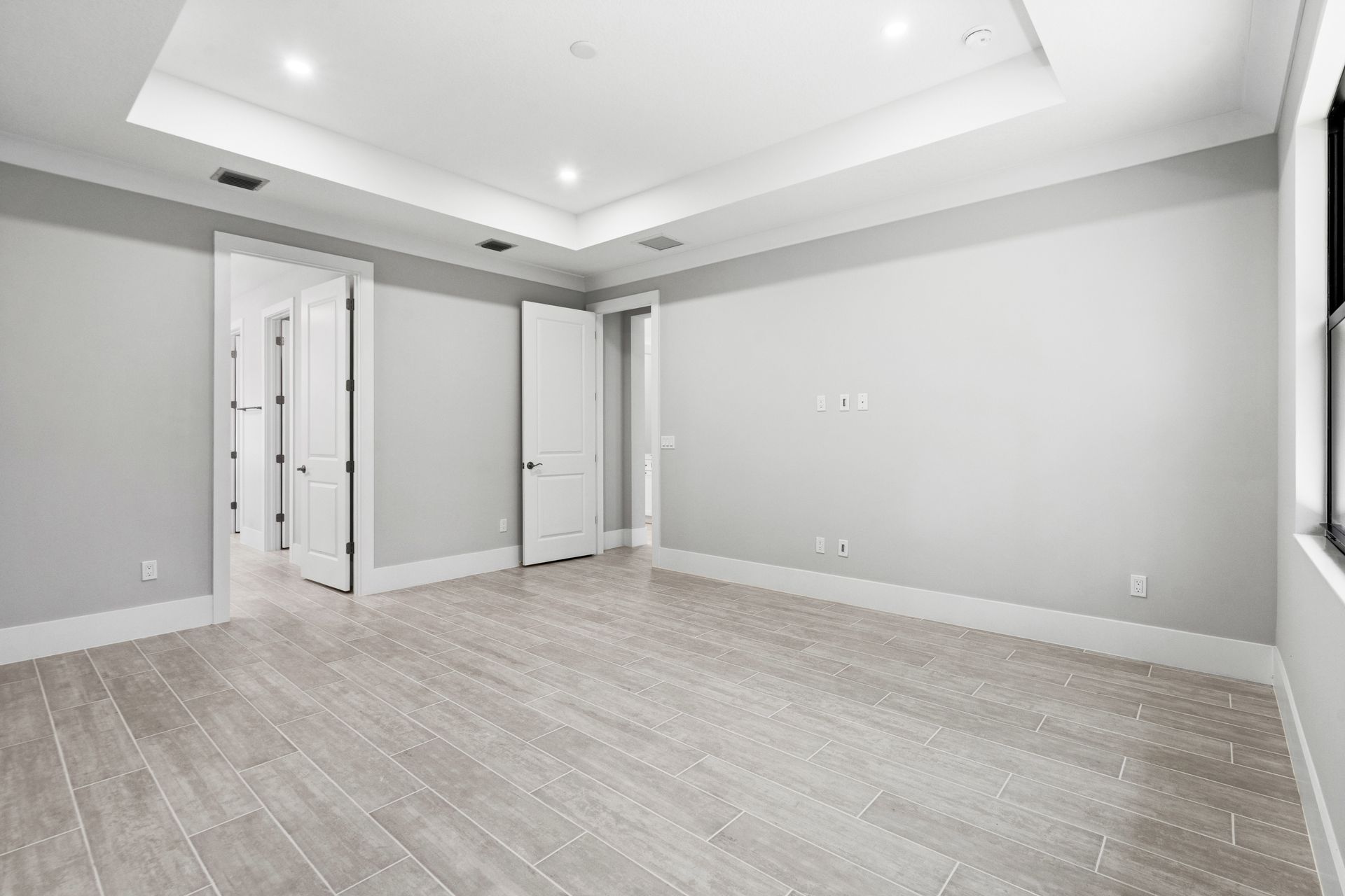 Master Suite | 692 Ravens Landing Drive
