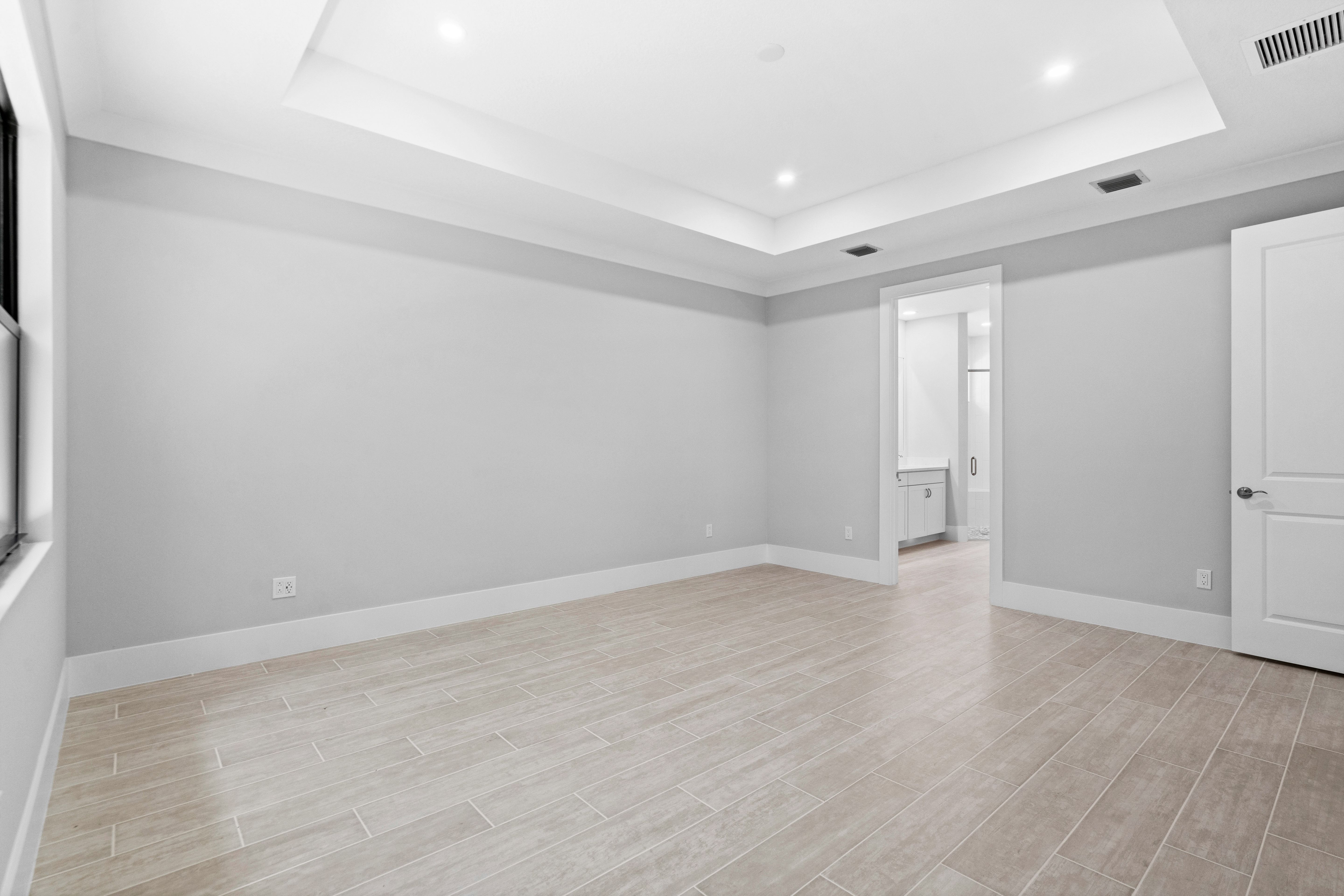 Master Suite | 692 Ravens Landing Drive
