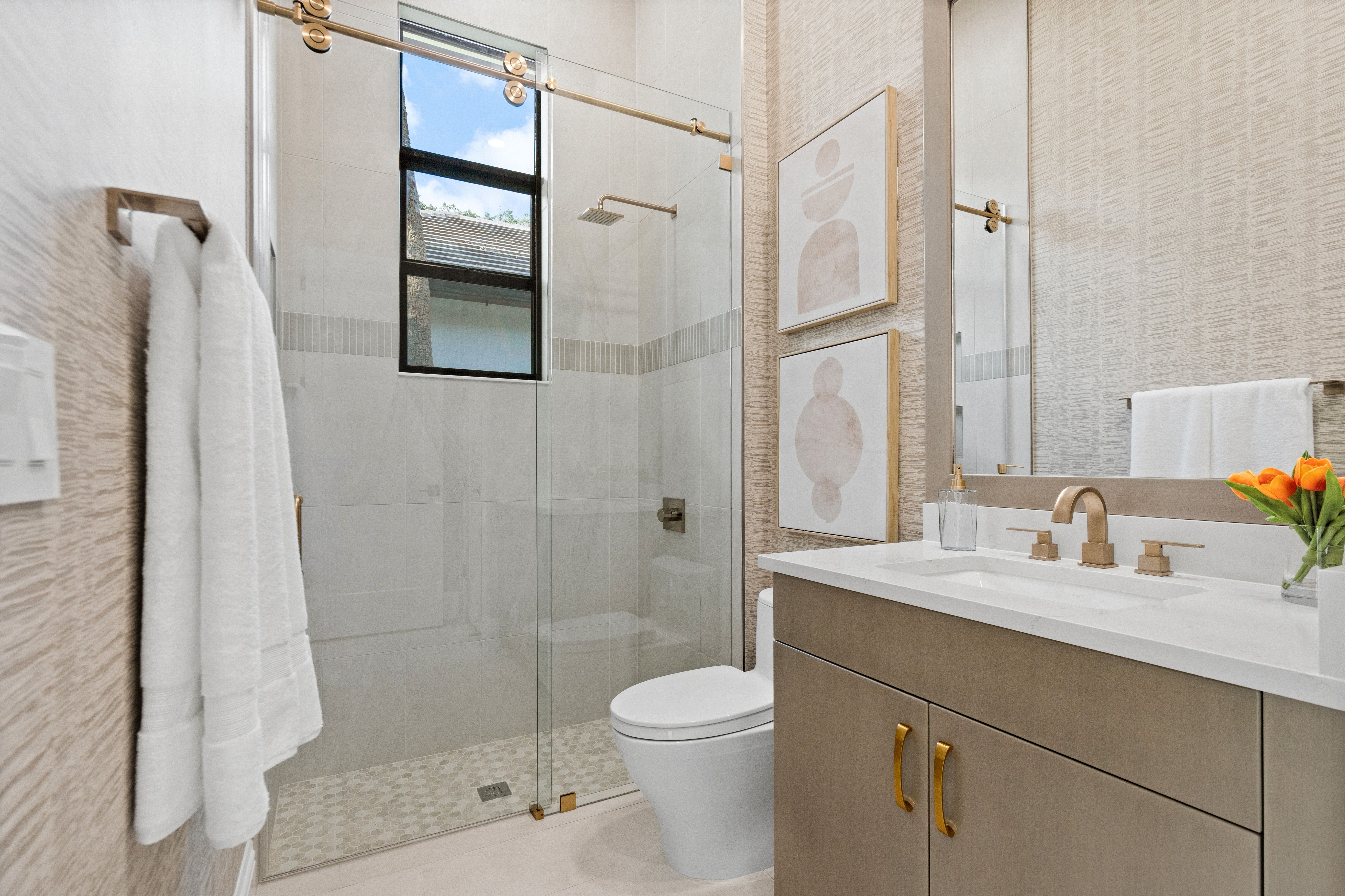 Bath 3 | 9241 Seaglass Ct