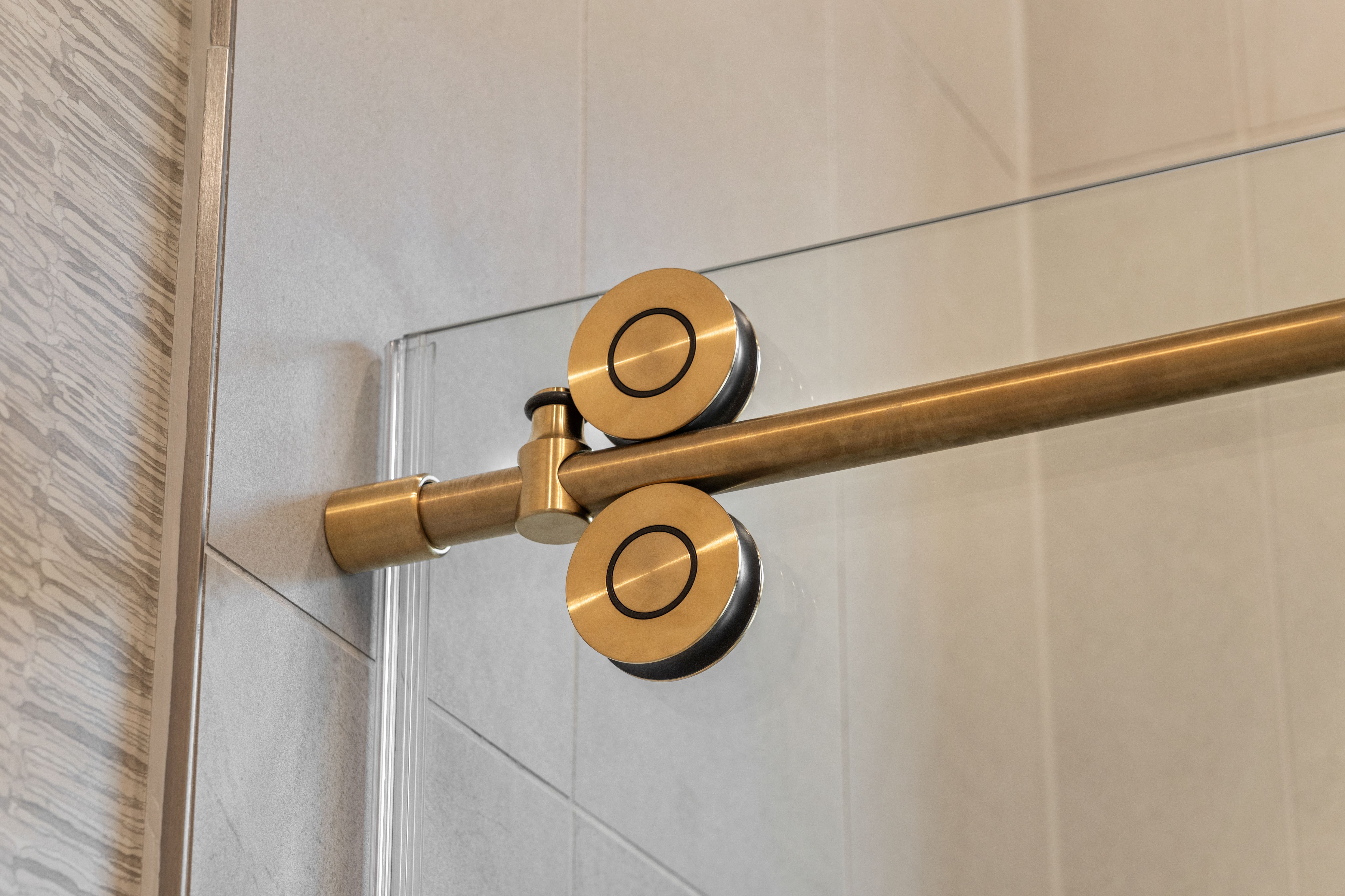 Secondary Bath Shower Door Detail | 9241 Seaglass Ct