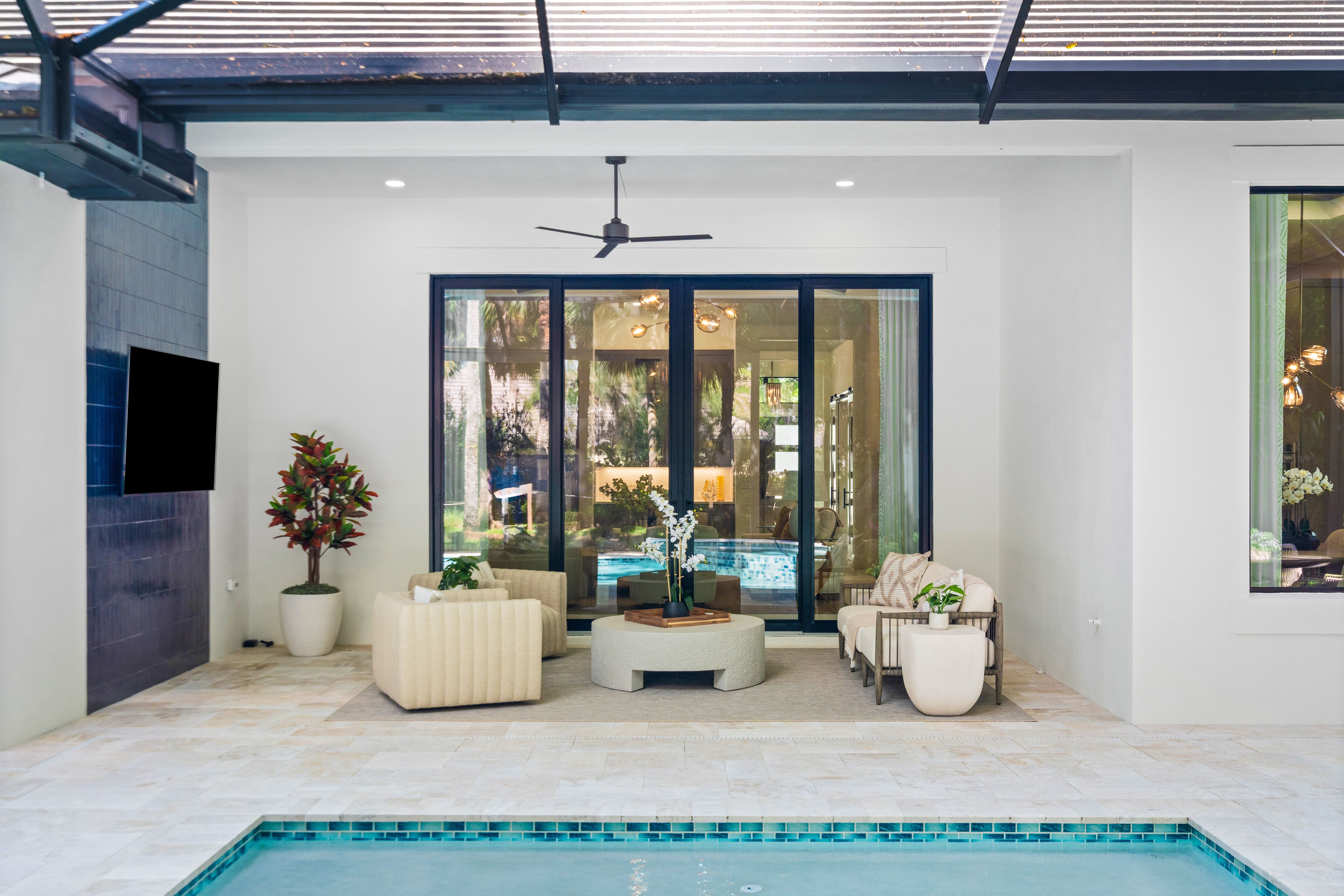 Lanai | 9241 Seaglass Ct