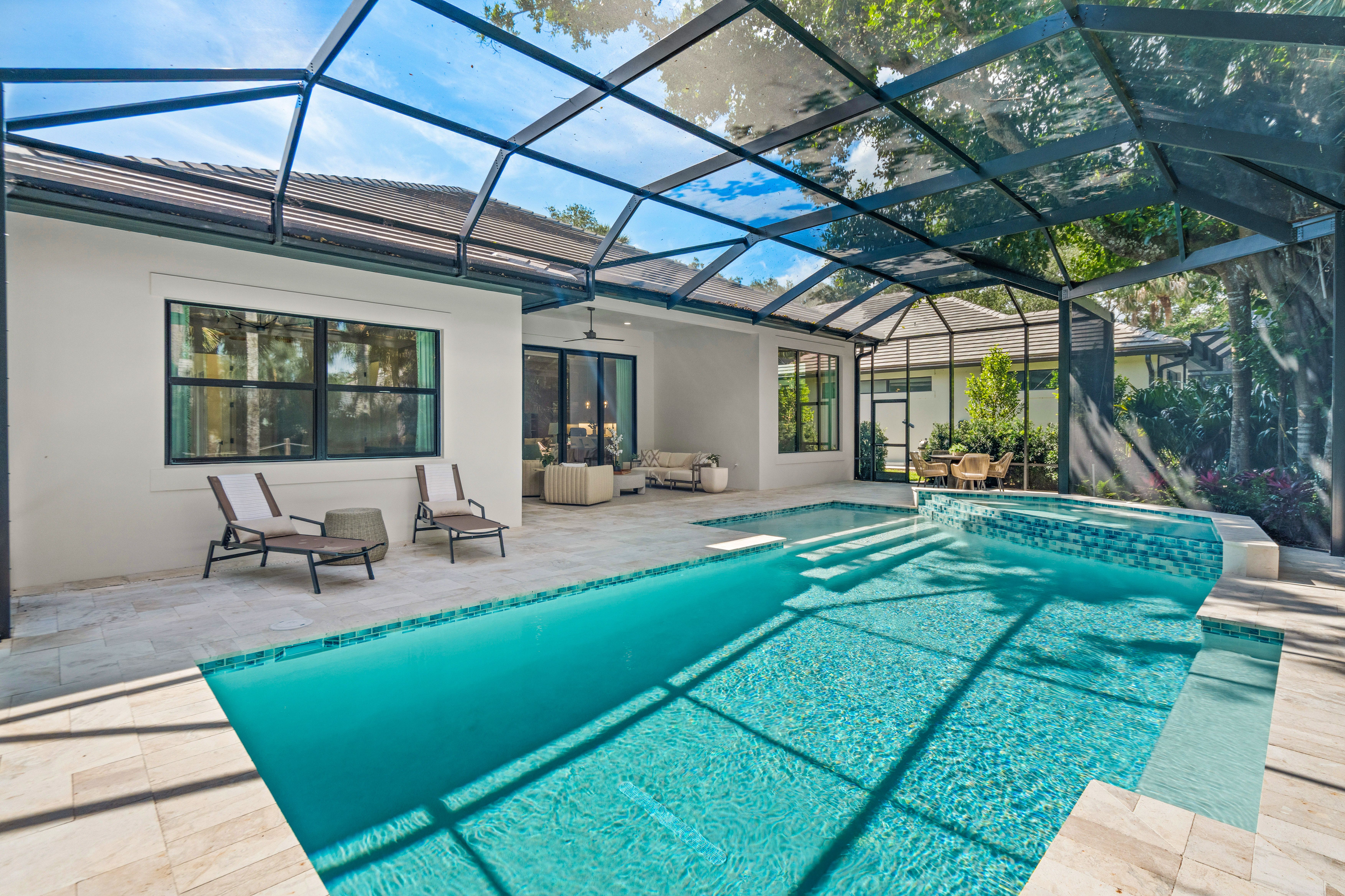 Screened Pool | 9241 Seaglass Ct
