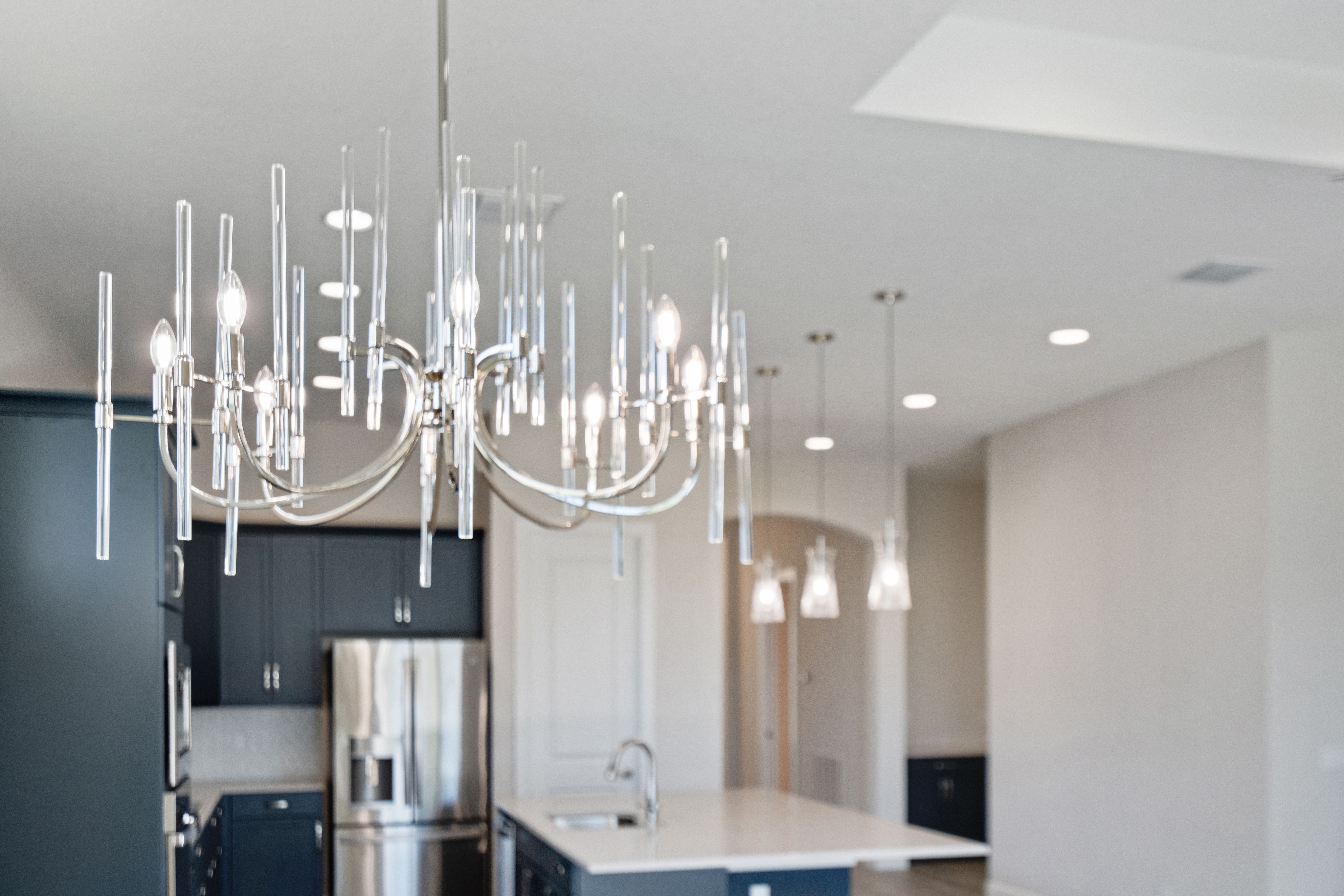 Dining Lights | 12501 SW Sunrise Lake Terrace