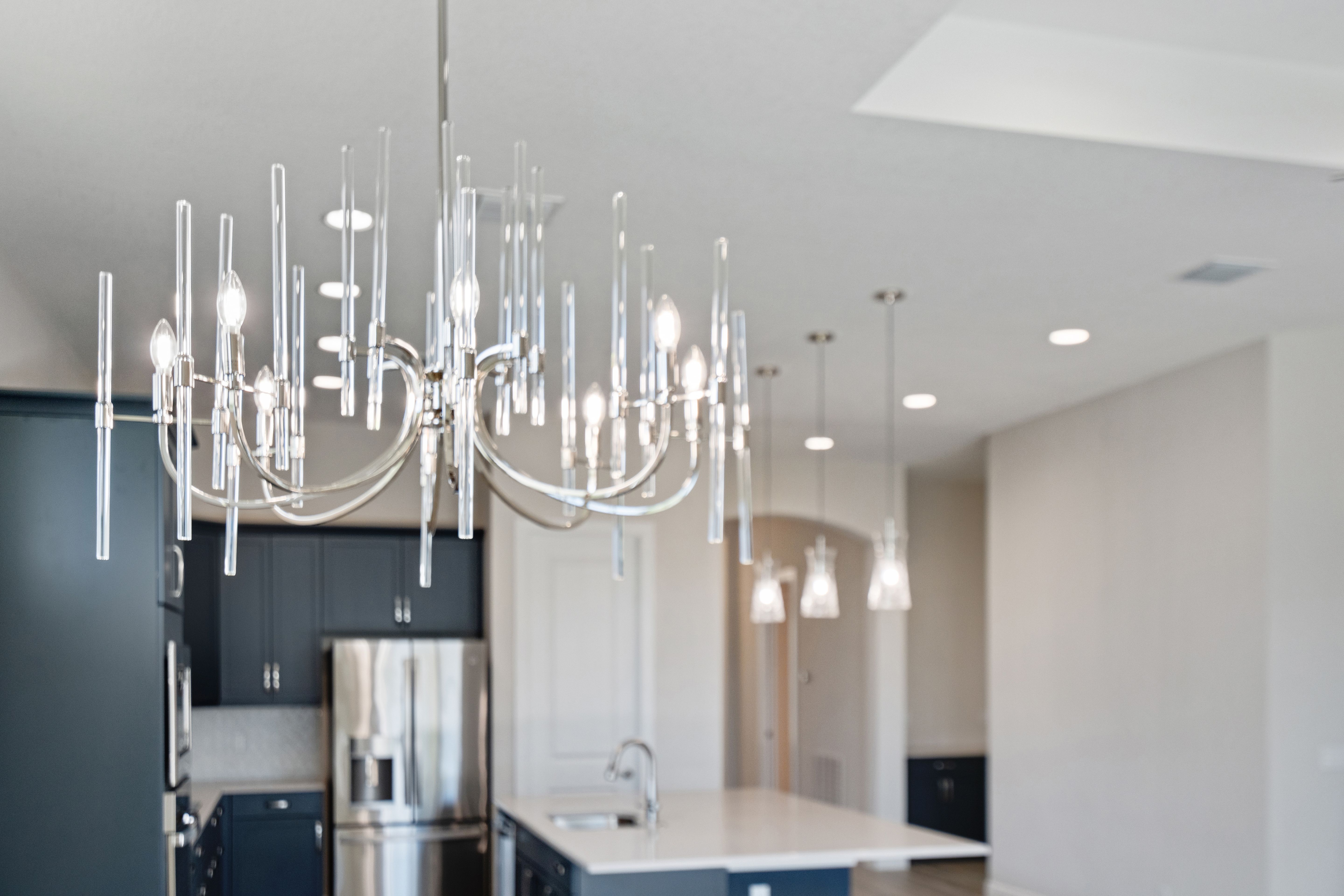 Dining Lights | 12501 SW Sunrise Lake Terrace