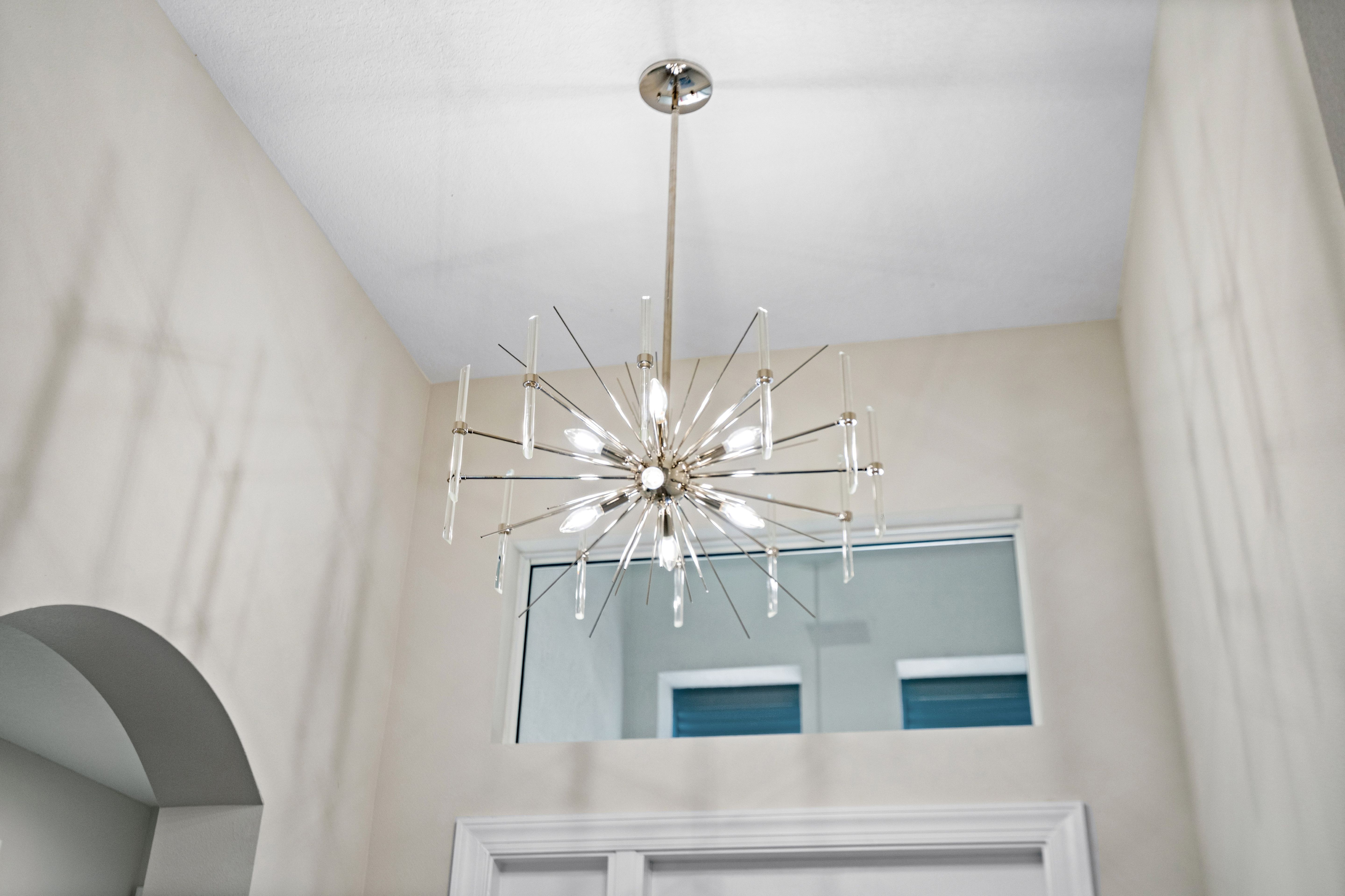 Foyer with Lights | 12501 SW Sunrise Lake Terrace