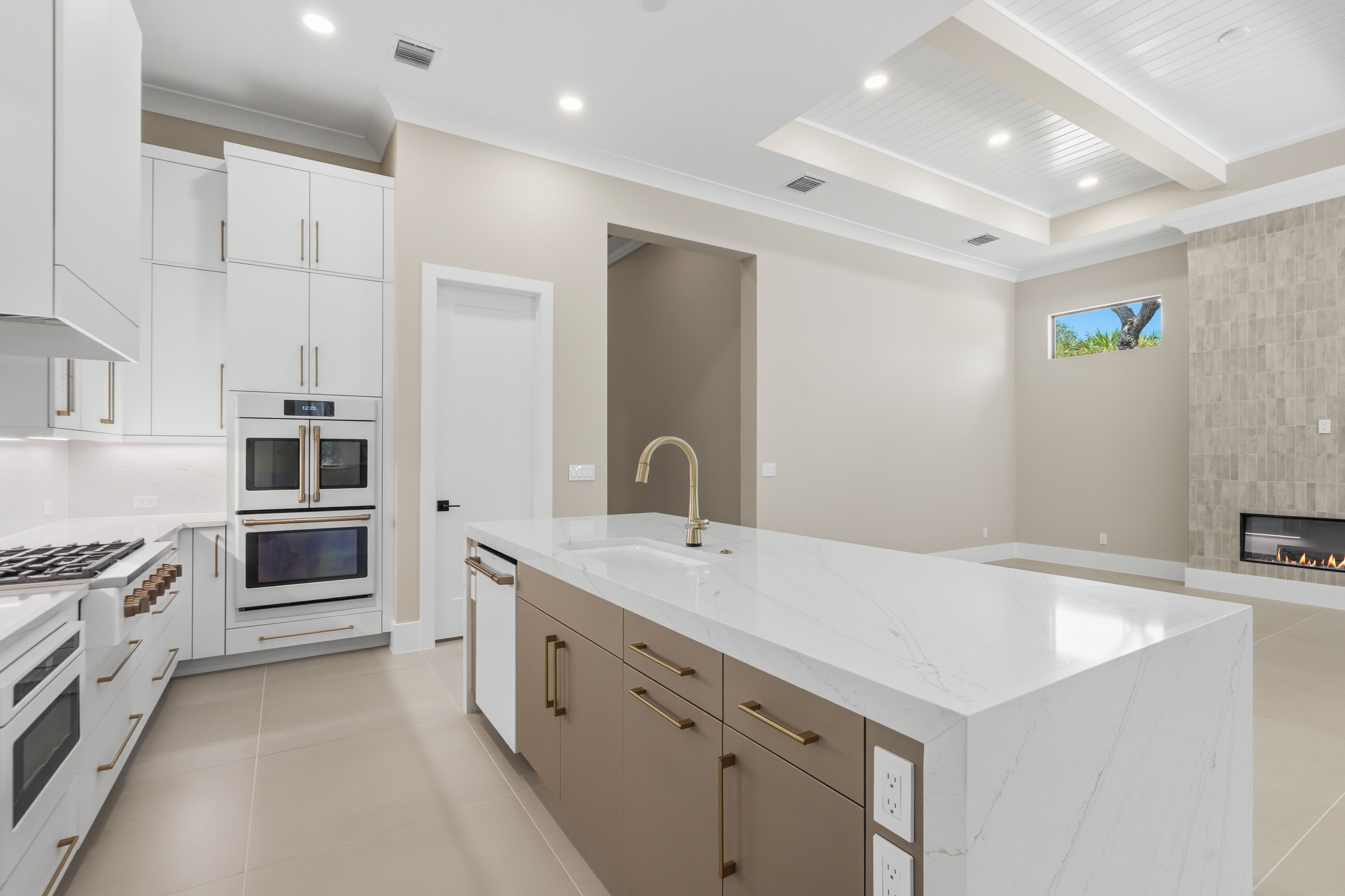 Kitchen | 9108 Seaglass Ct