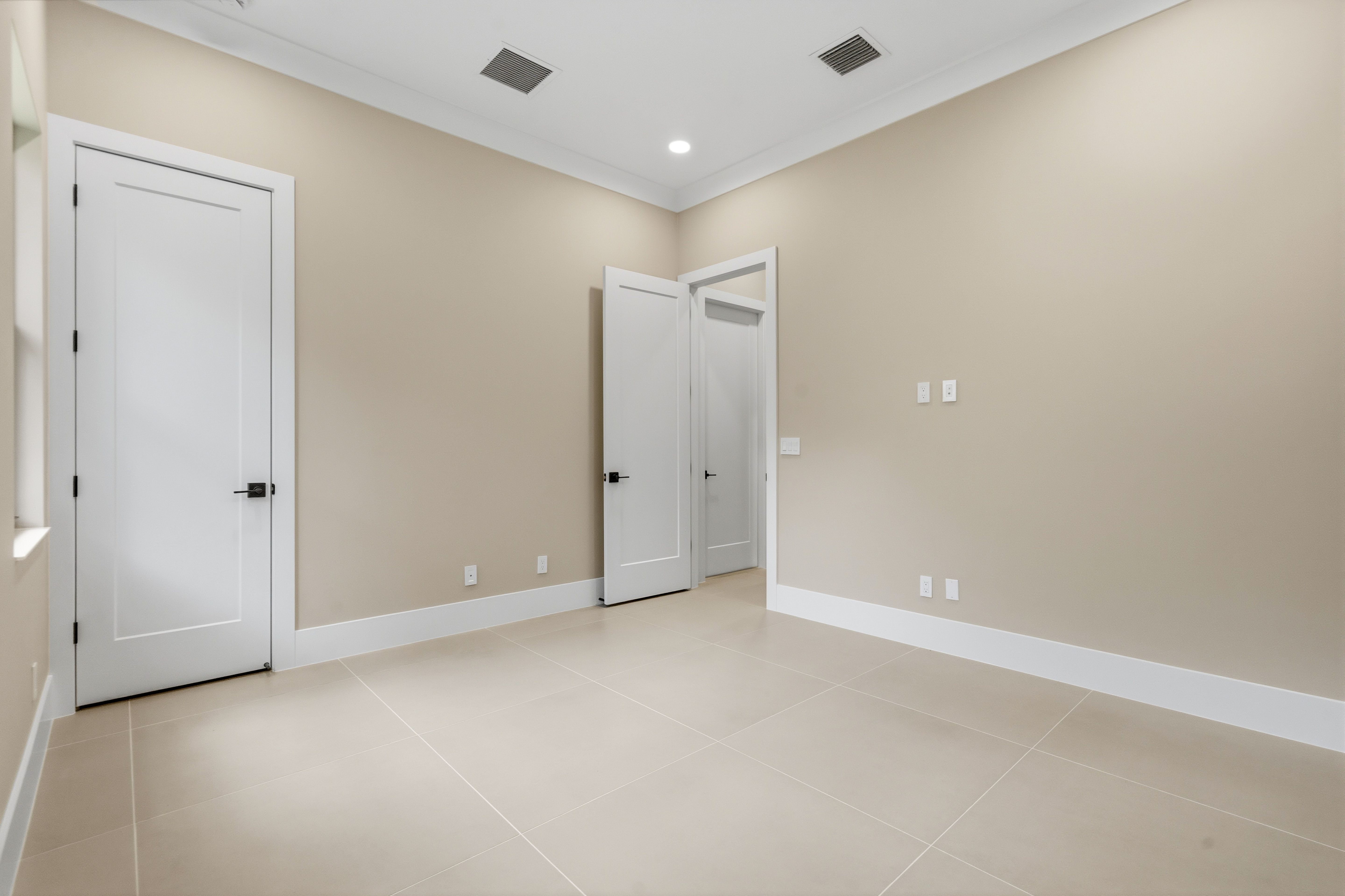 Den | 9108 Seaglass Ct