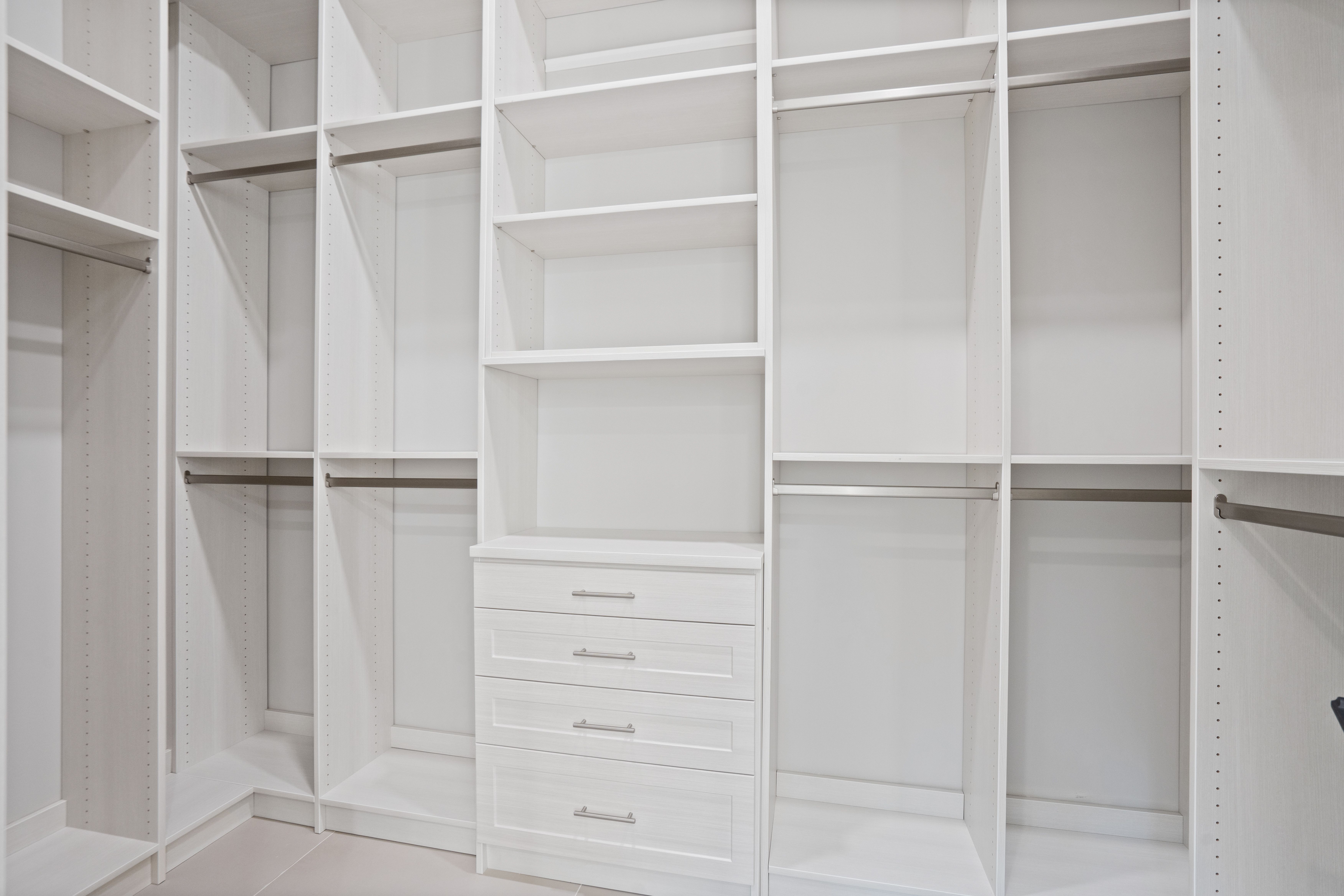 Master Walk-in Closet | 9108 Seaglass Ct