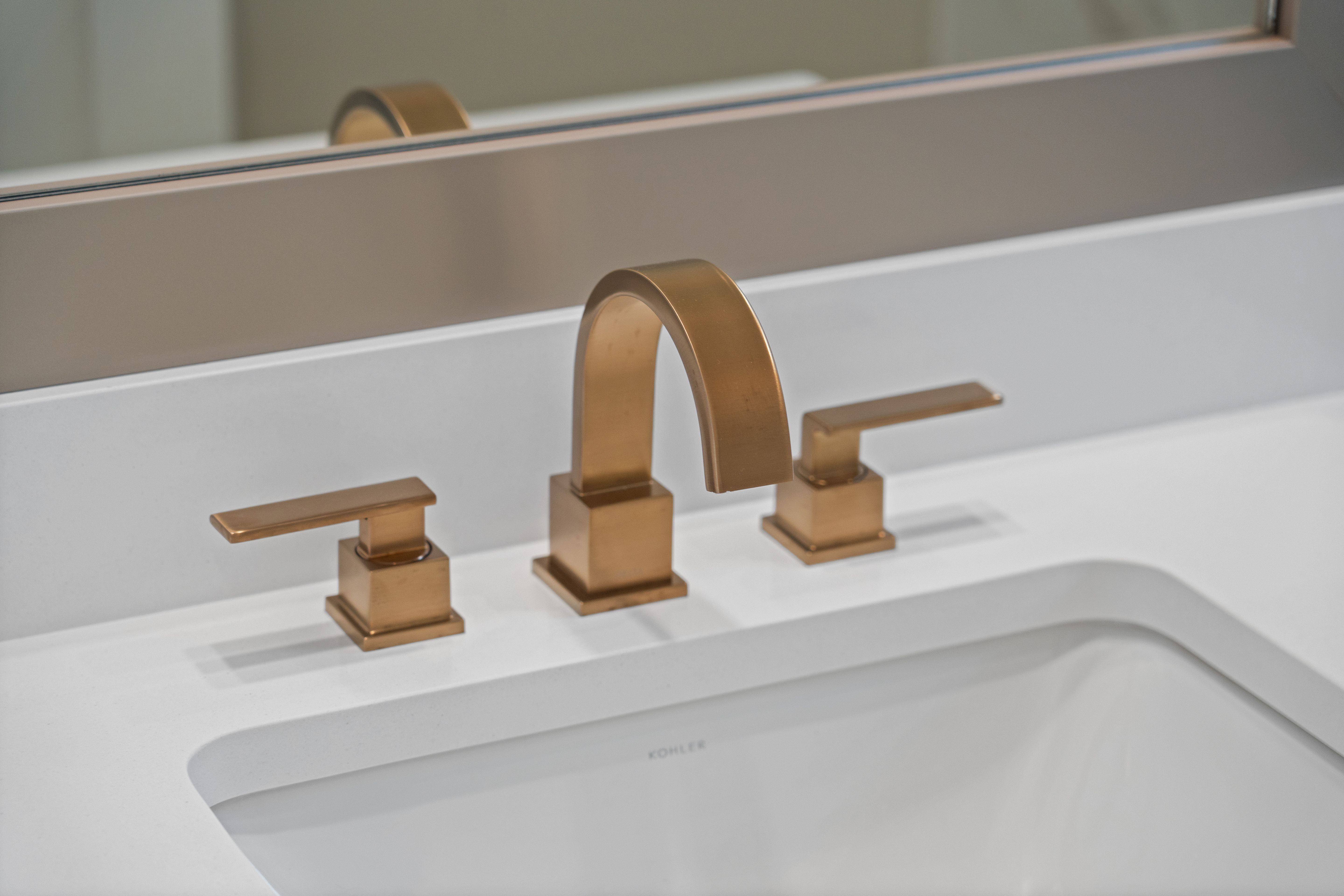 Master Bath Detail | 9108 Seaglass Ct