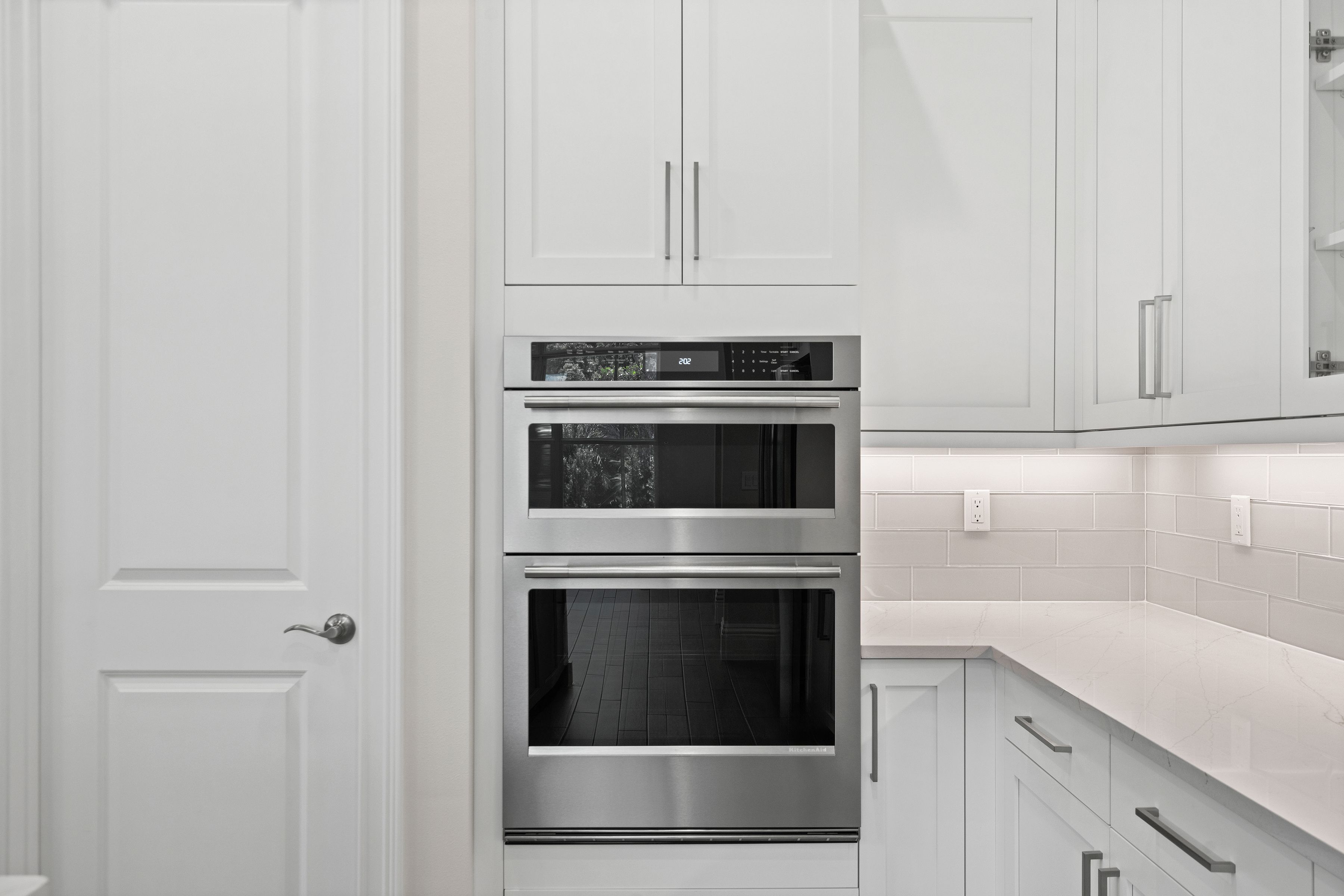 Kitchen | 4121 Lucaya Pointe Way